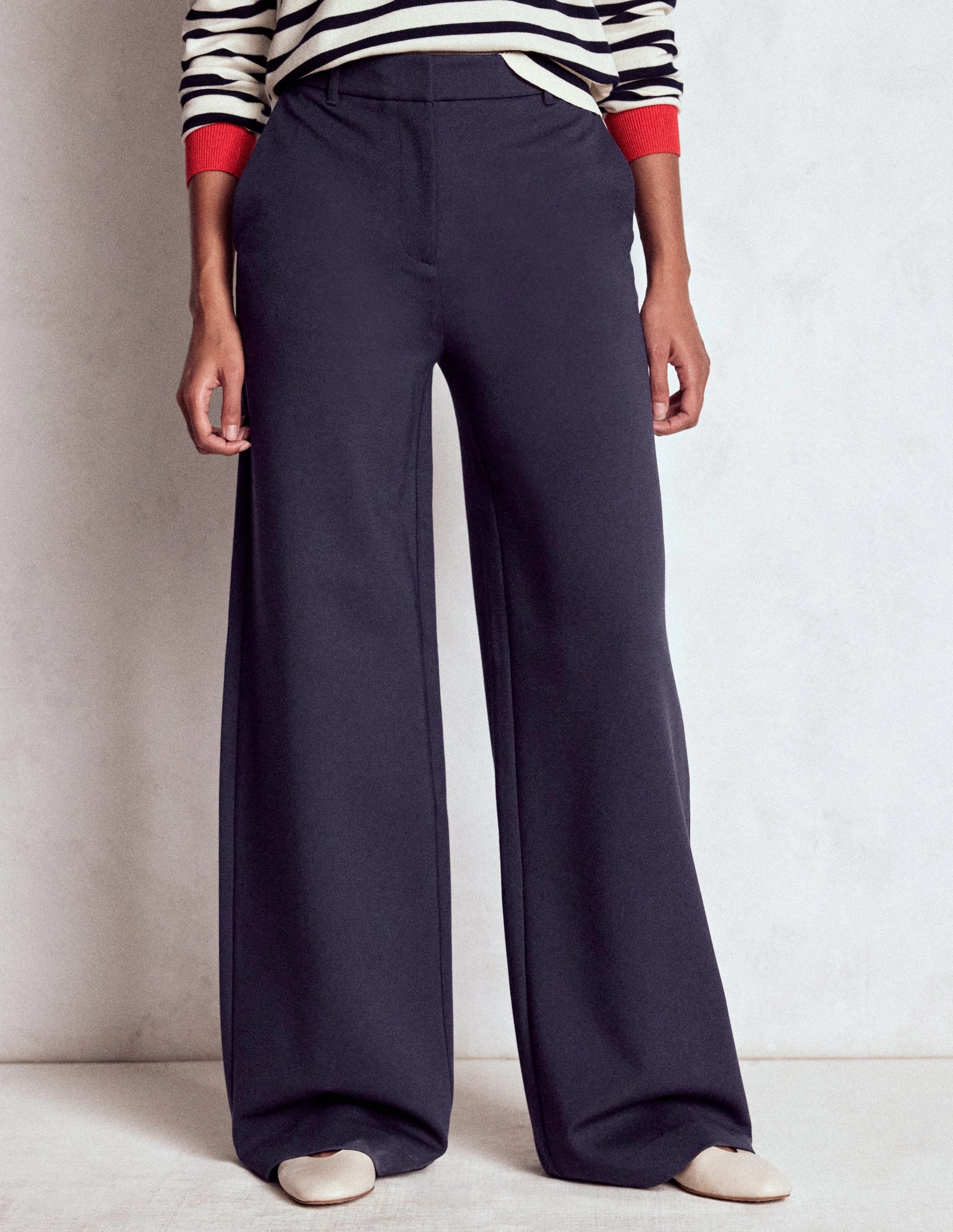 Belgravia Ponte Trousers-Navy WindResistantMaterial Quick Comfort Fit