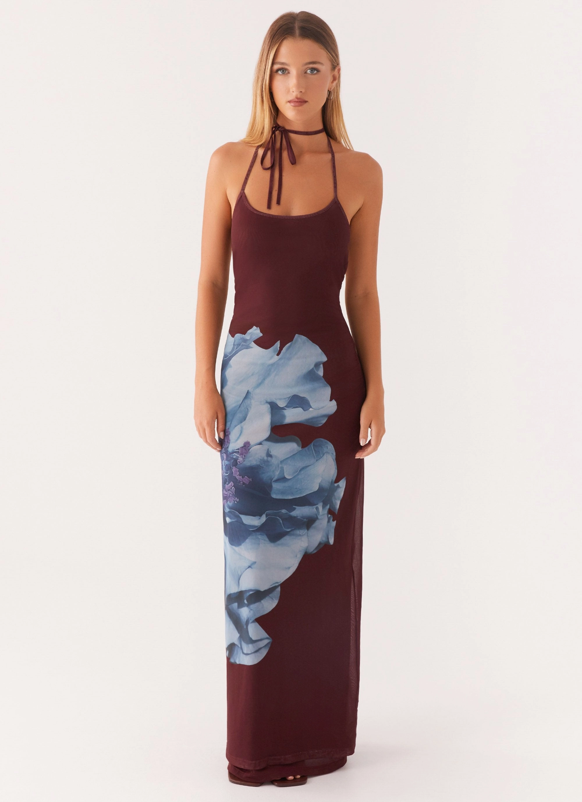 Casual Comfort Dayana Halterneck Maxi Dress - Maroon Print