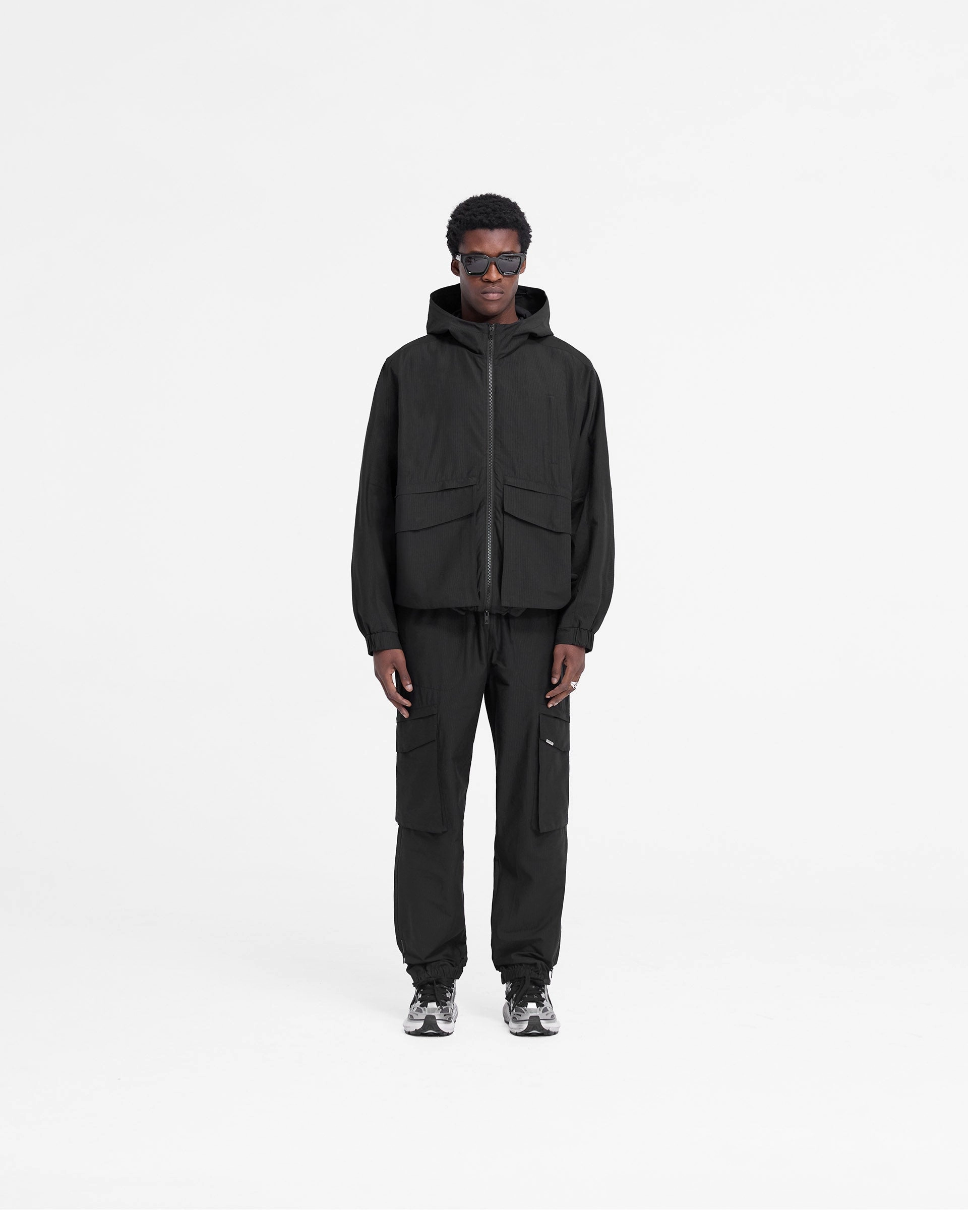 Tech Cargo Pant - Jet Black Active Comfort Fit