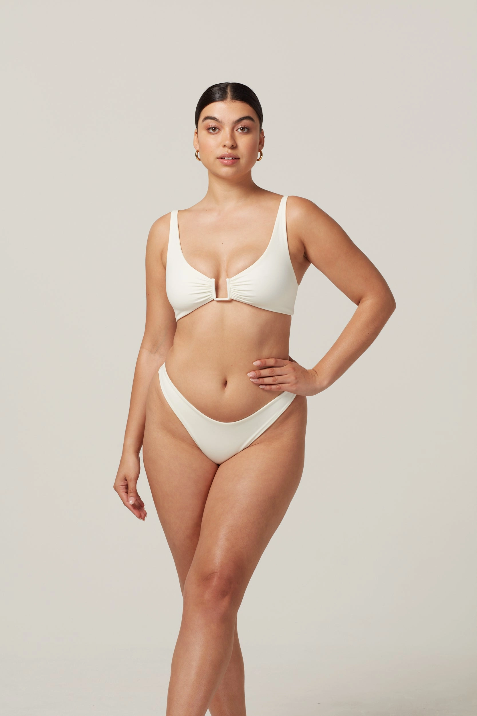 Elegant-style Snag Resistant Fabric Fiji Bottom - Ivory