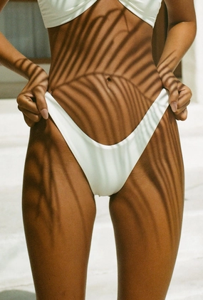 Non Chafing Hemlines Fiji Bottom - Ivory