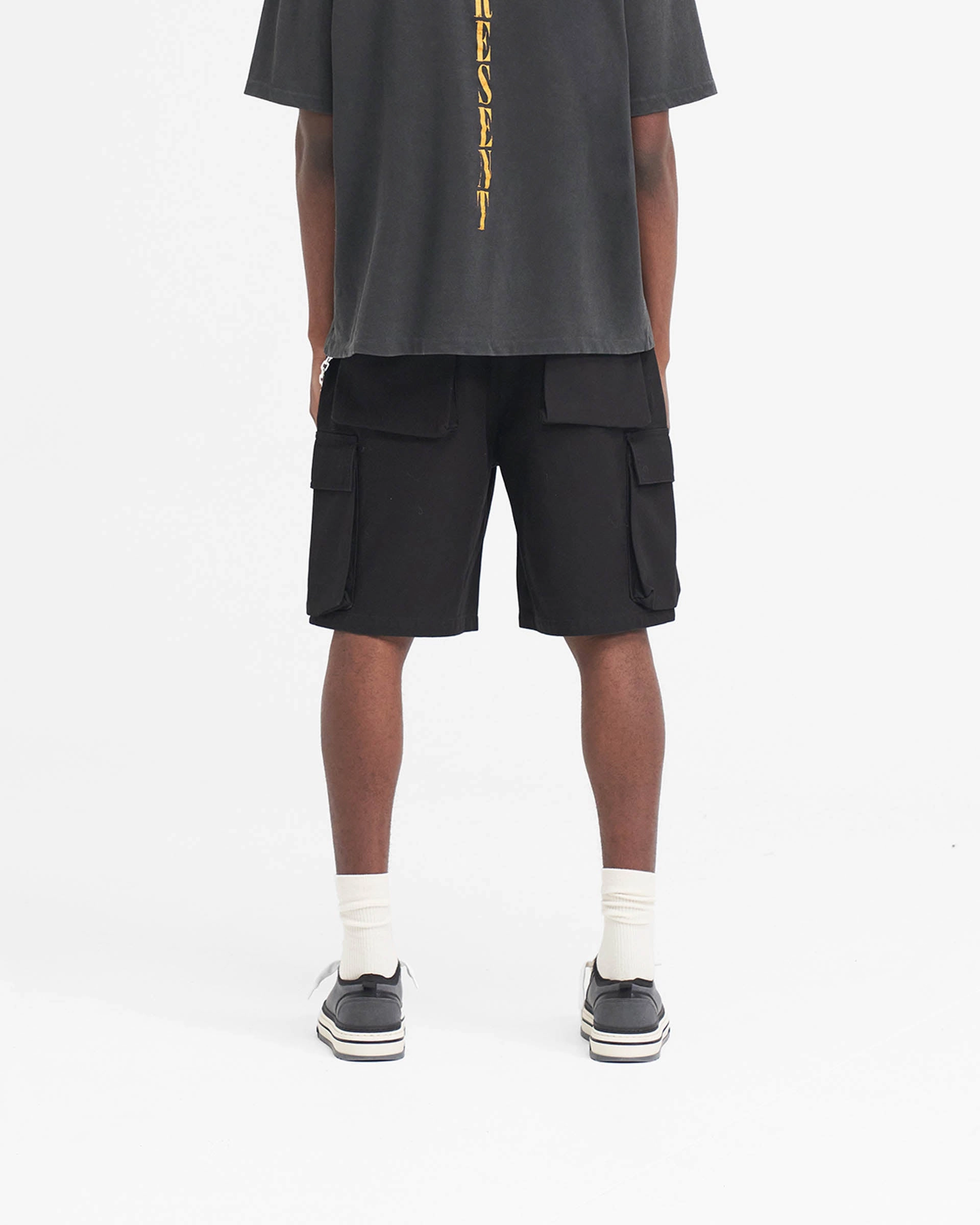 Baggy Cotton Cargo Short - Black Minimal Fit