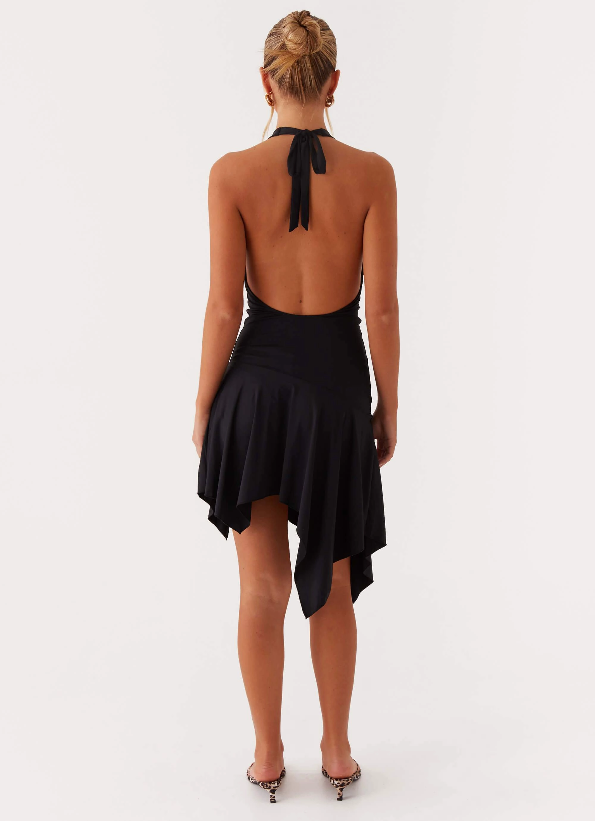 Elegance Glow Vintage Vibe Lilyana Low Back Halter Midi Dress - Black