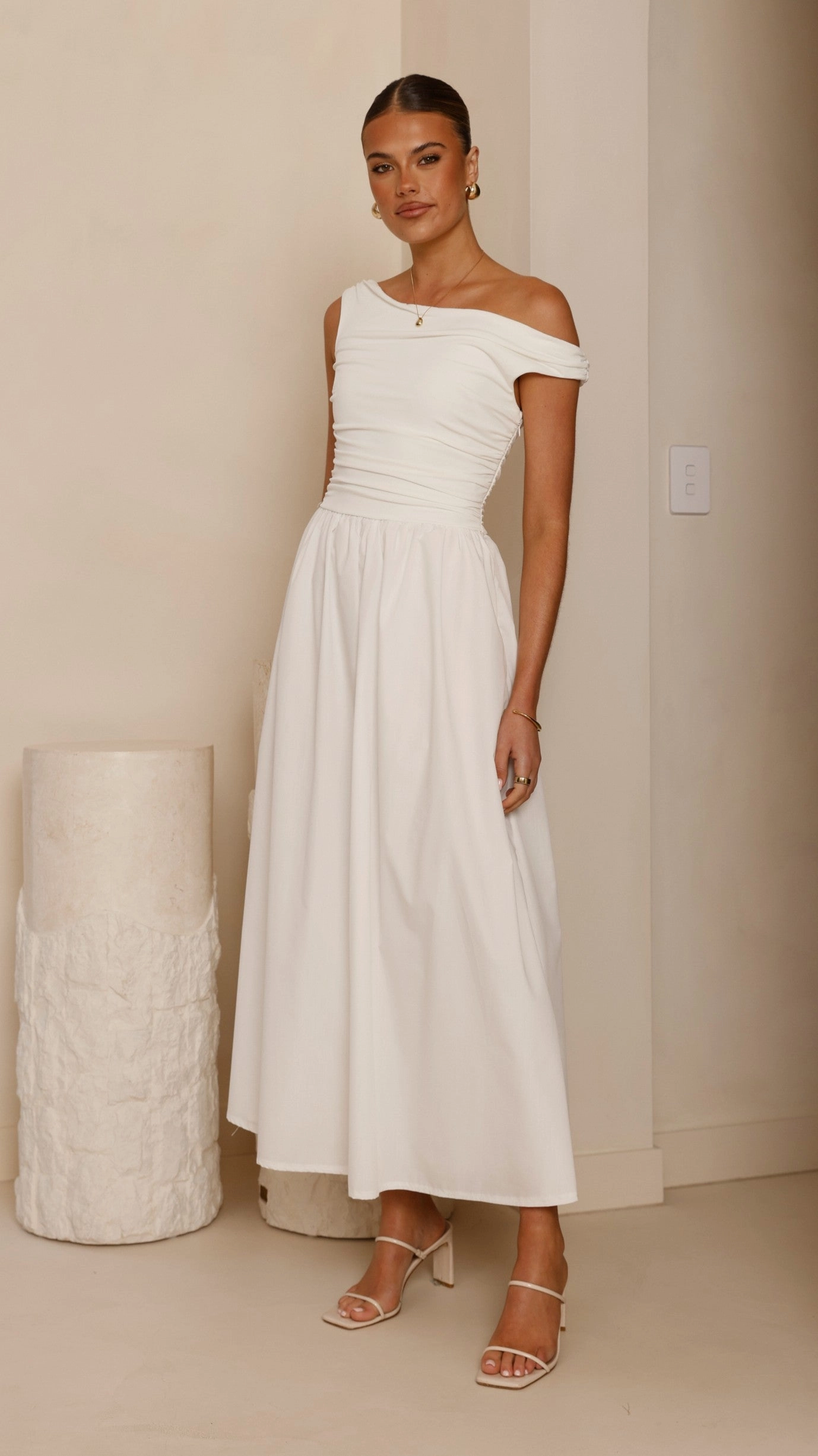 Versatile Layer Wear Cozy Touch Immy Midi Dress - White