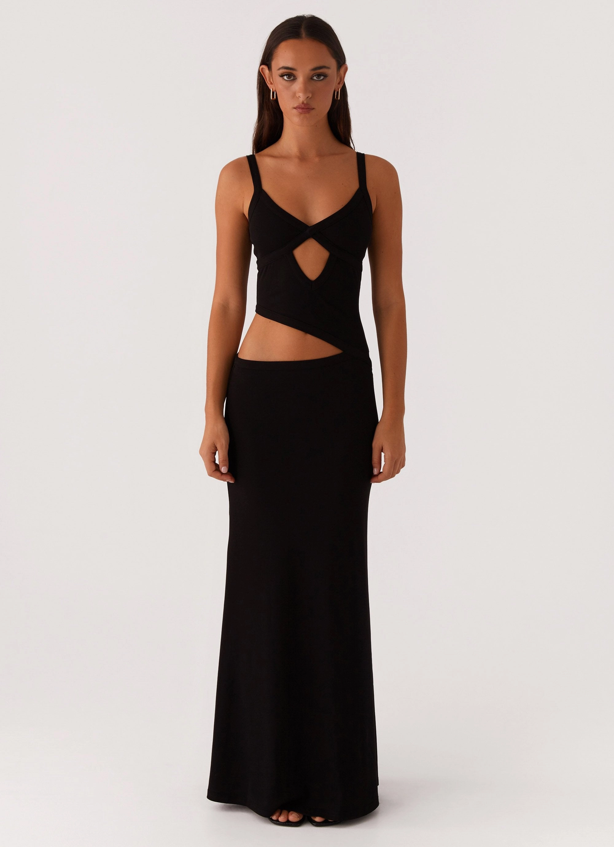 Jocelyn Maxi Dress - Black confident look