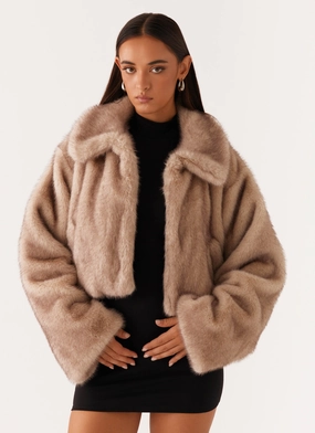 Yasmina Faux Fur Jacket - Beige Slim Tailored