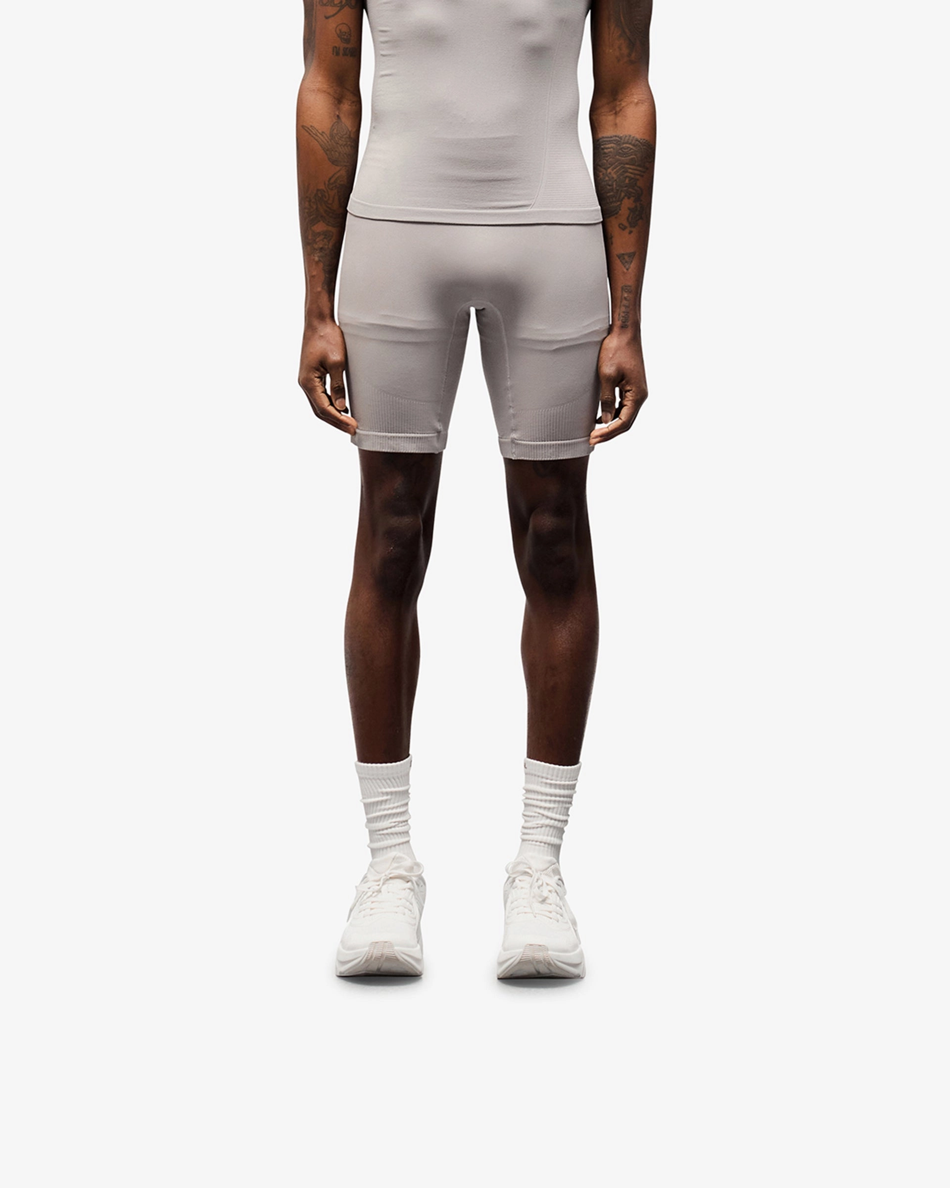 247 DNA Seamless Shorts - Titanium Casual Style skiing outfit
