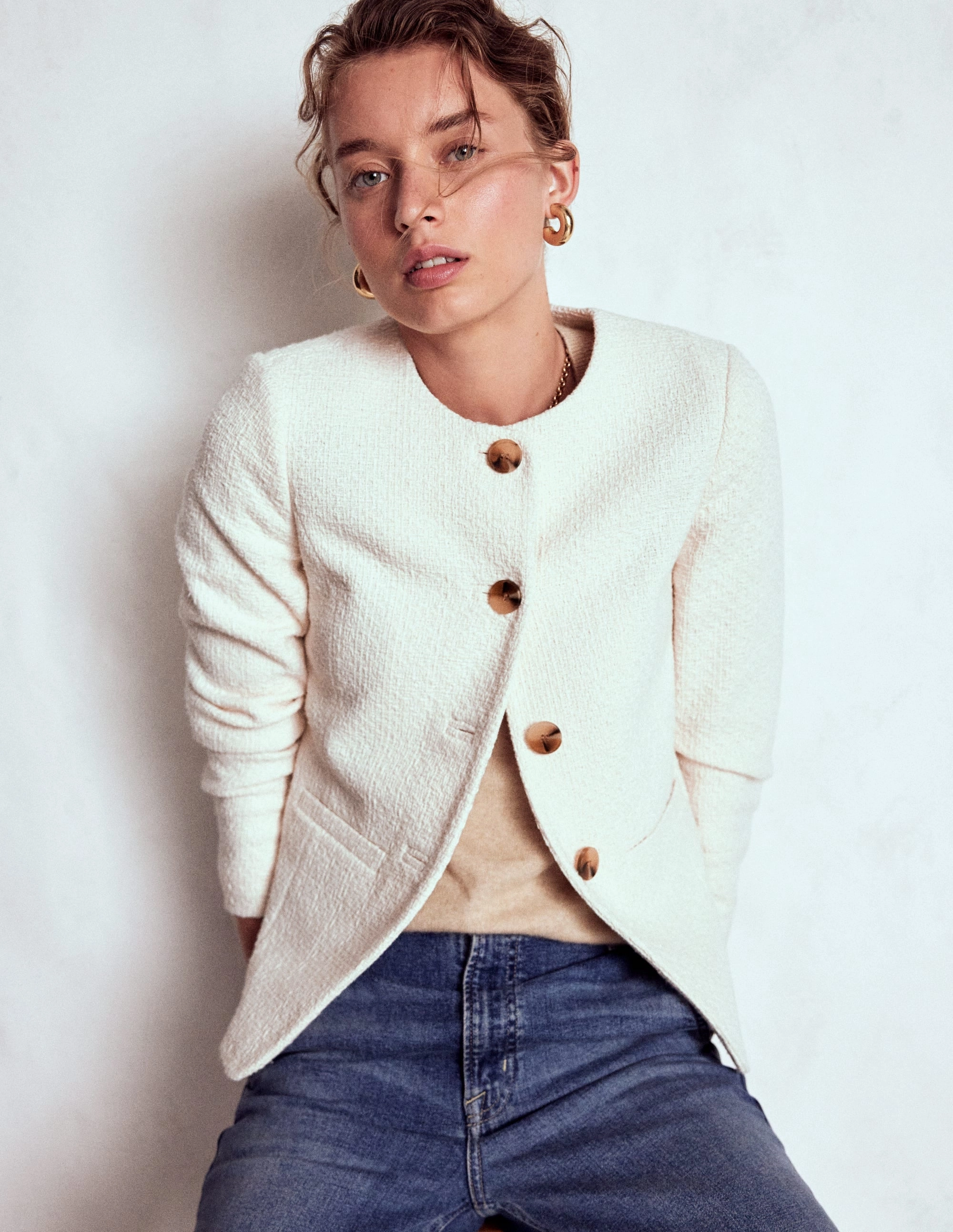 Low Profile Logoing Fringe Detail Hampstead Textured Blazer-Cream Texture