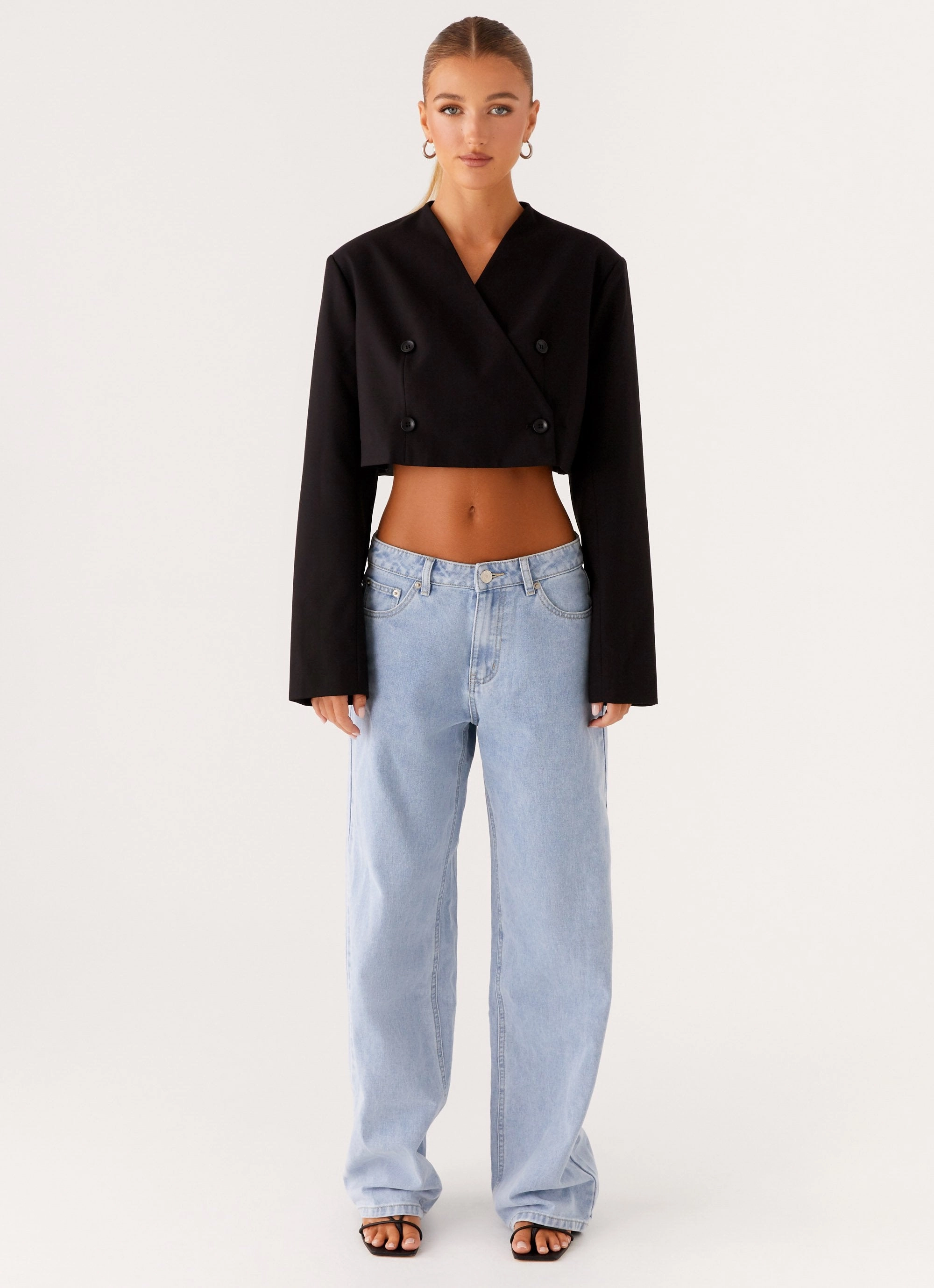 heavy duty fabric Reinforced Stitching Giana Cropped Blazer - Black