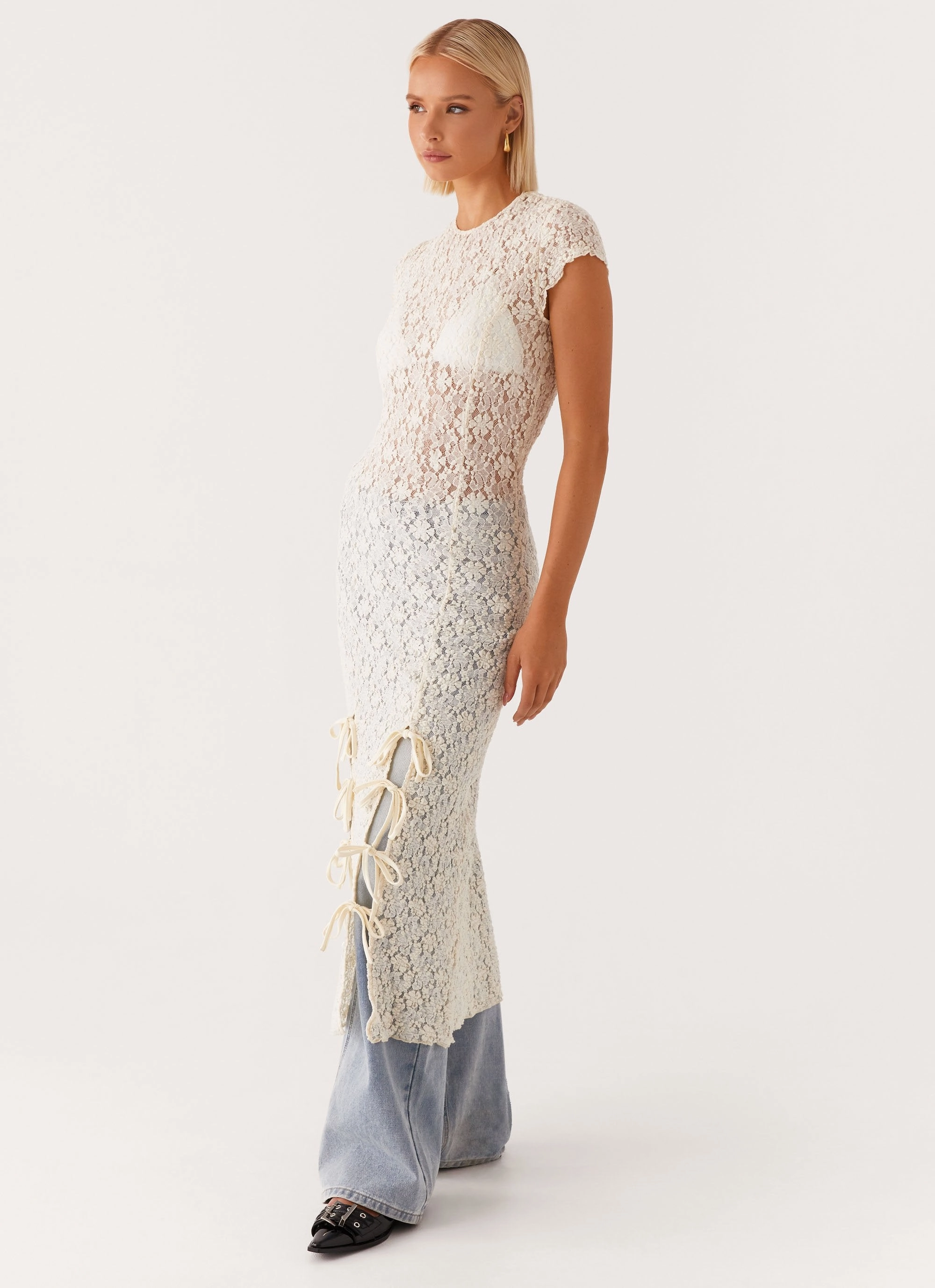 Gisele Lace Midi Dress - Ivory Comfortable Design Comfortable fit dress for all body types
