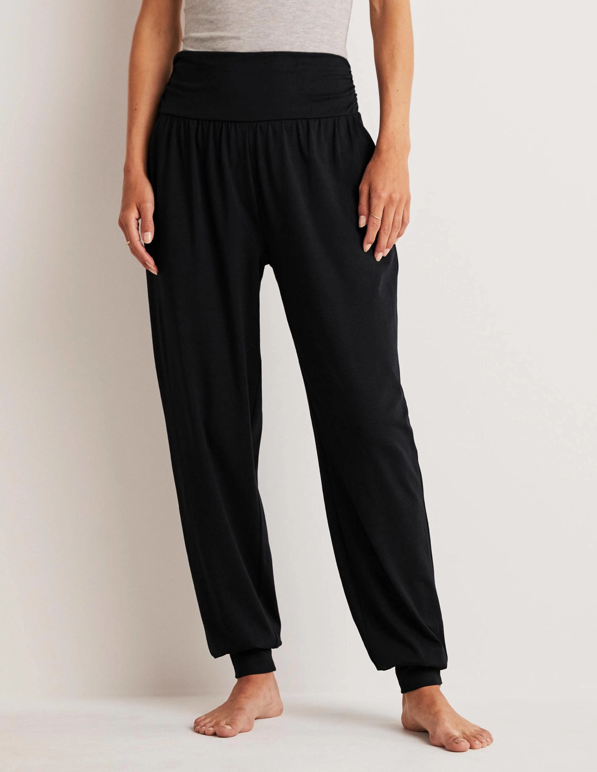 Hareem Jersey Joggers-Black Quick Comfort Design