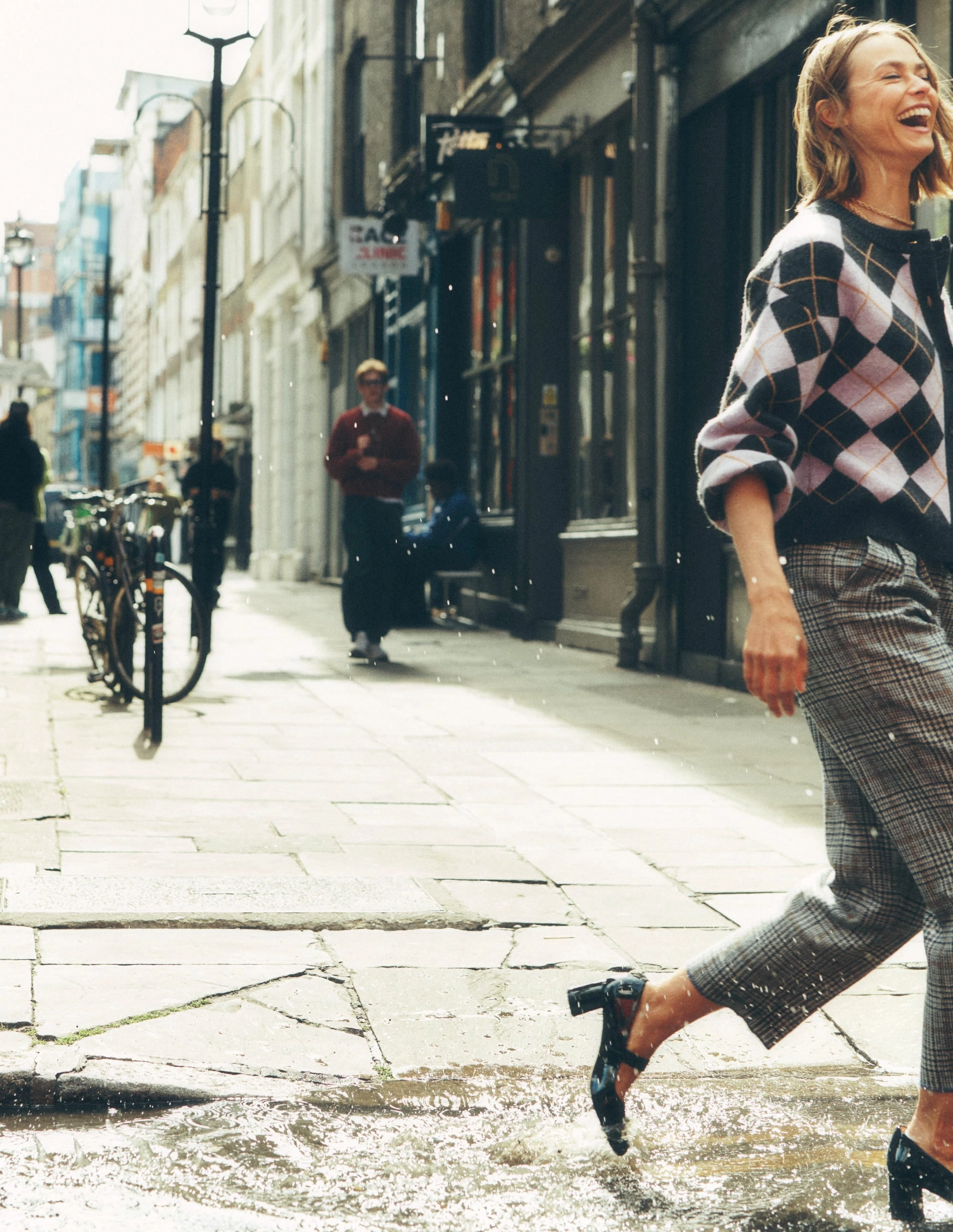 Ergonomic Cut Essential Waist Bloomsbury Wool Trousers-Blue and Grey Prince of Wales