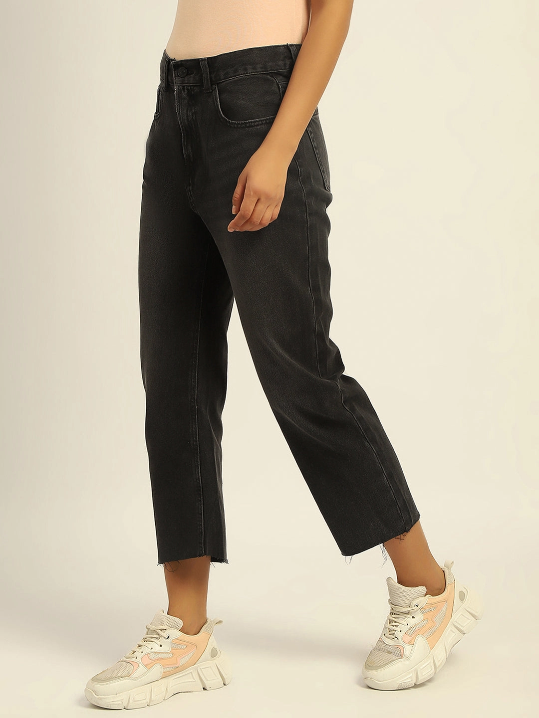Contemporary Style Madame Black Boyfriend Fit Cotton Denim