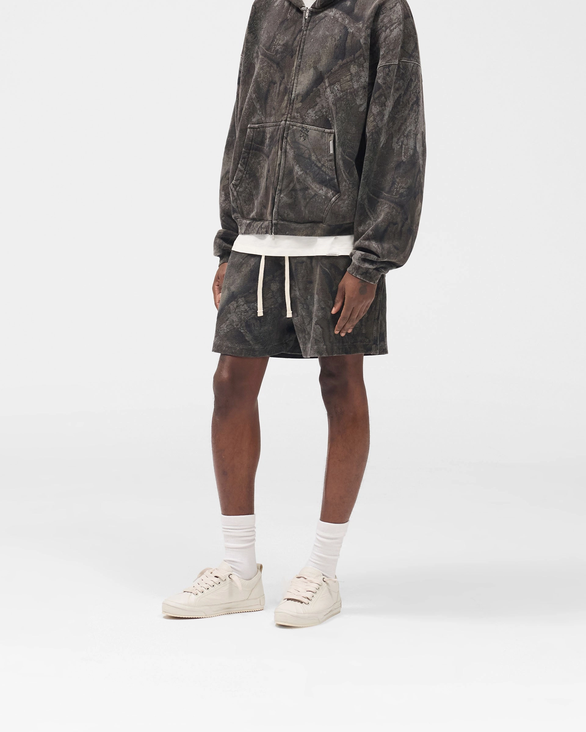 Multi Panel Cut Initial Overdye Realtree? Camo Mesh Shorts - Overdyed Black