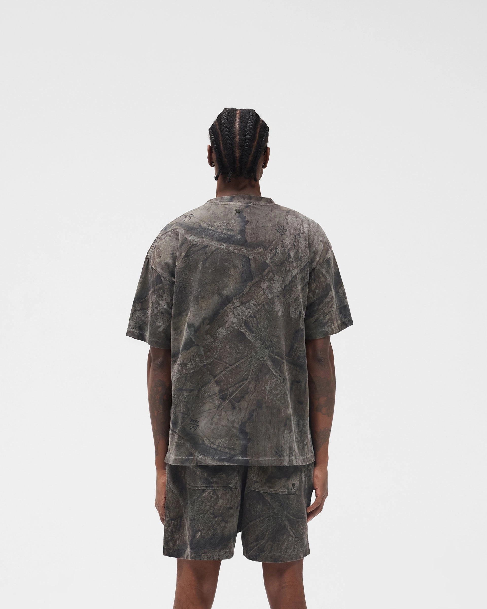TemperatureRegulating Raw Hem Finish Initial Overdye Realtree? Oversized T-Shirt - Overdyed Black