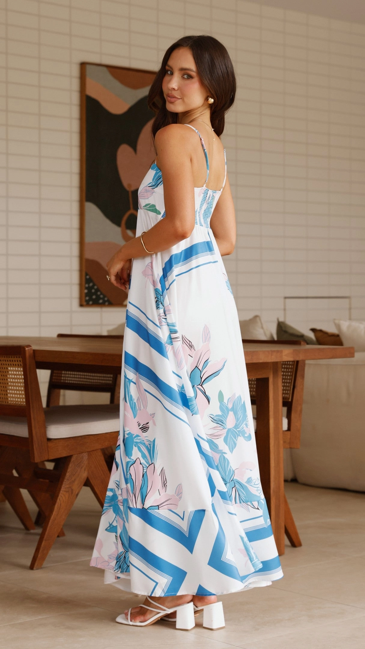 Style Ease Relaxed Movement Kaethe Maxi Dress - White/Blue