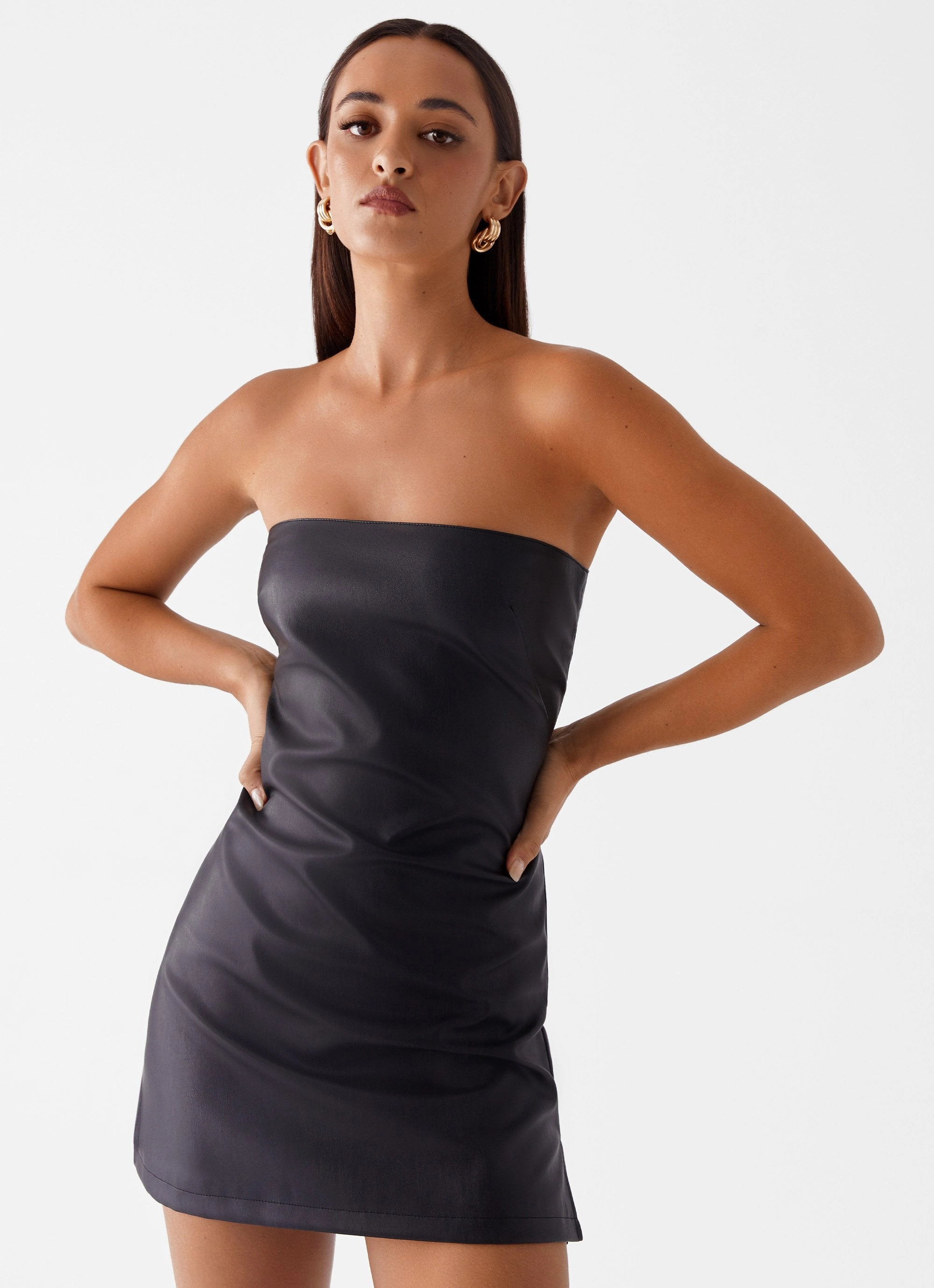 Kenny Mini Dress - Black Sleek Comfort