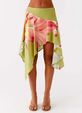 Elasticized Cuff Mini length Kia Low Rise Asymmetrical Midi Skirt - Jungle Floral