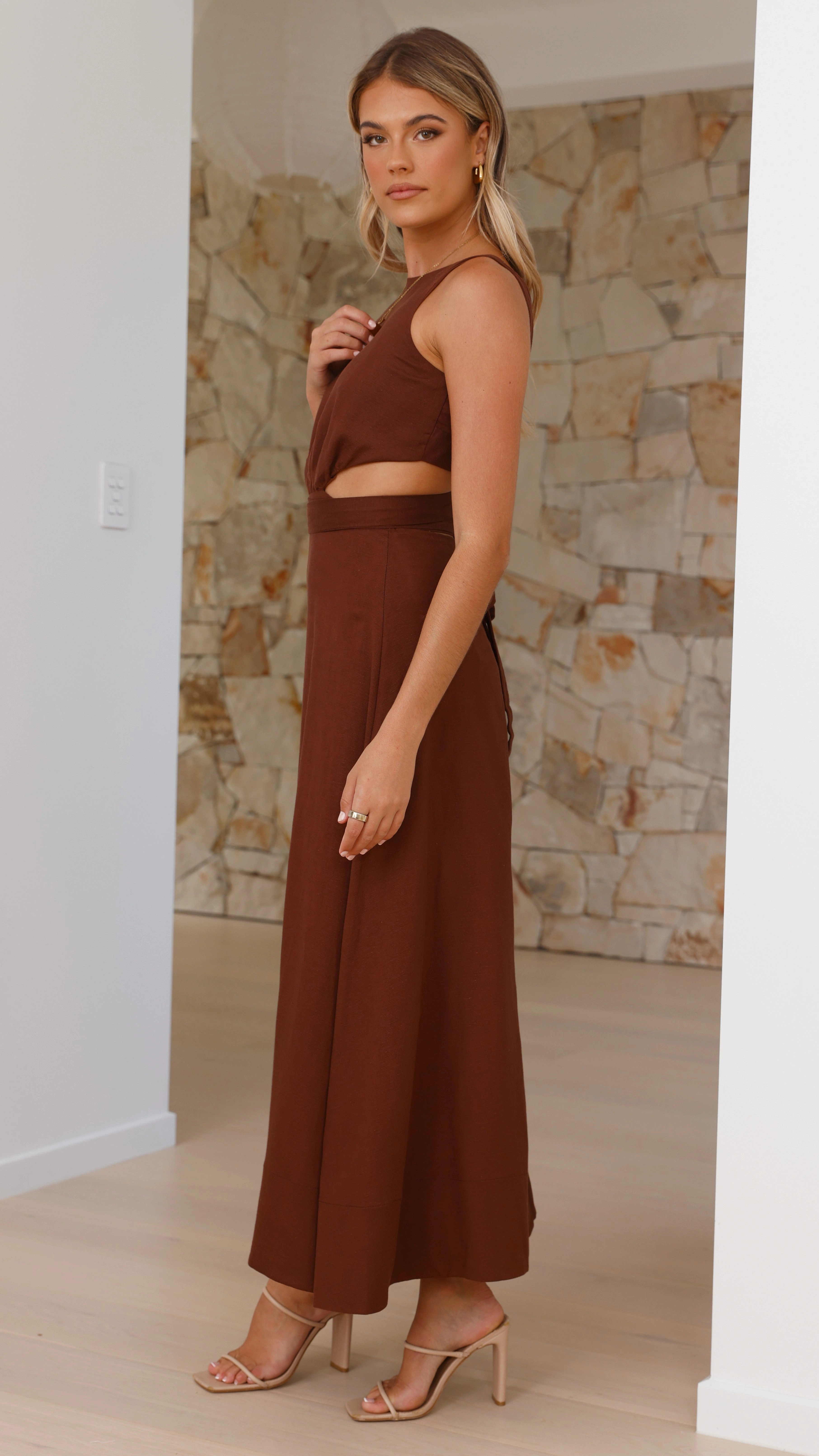 Neutral-Shade Kimberley Maxi Dress - Chocolate