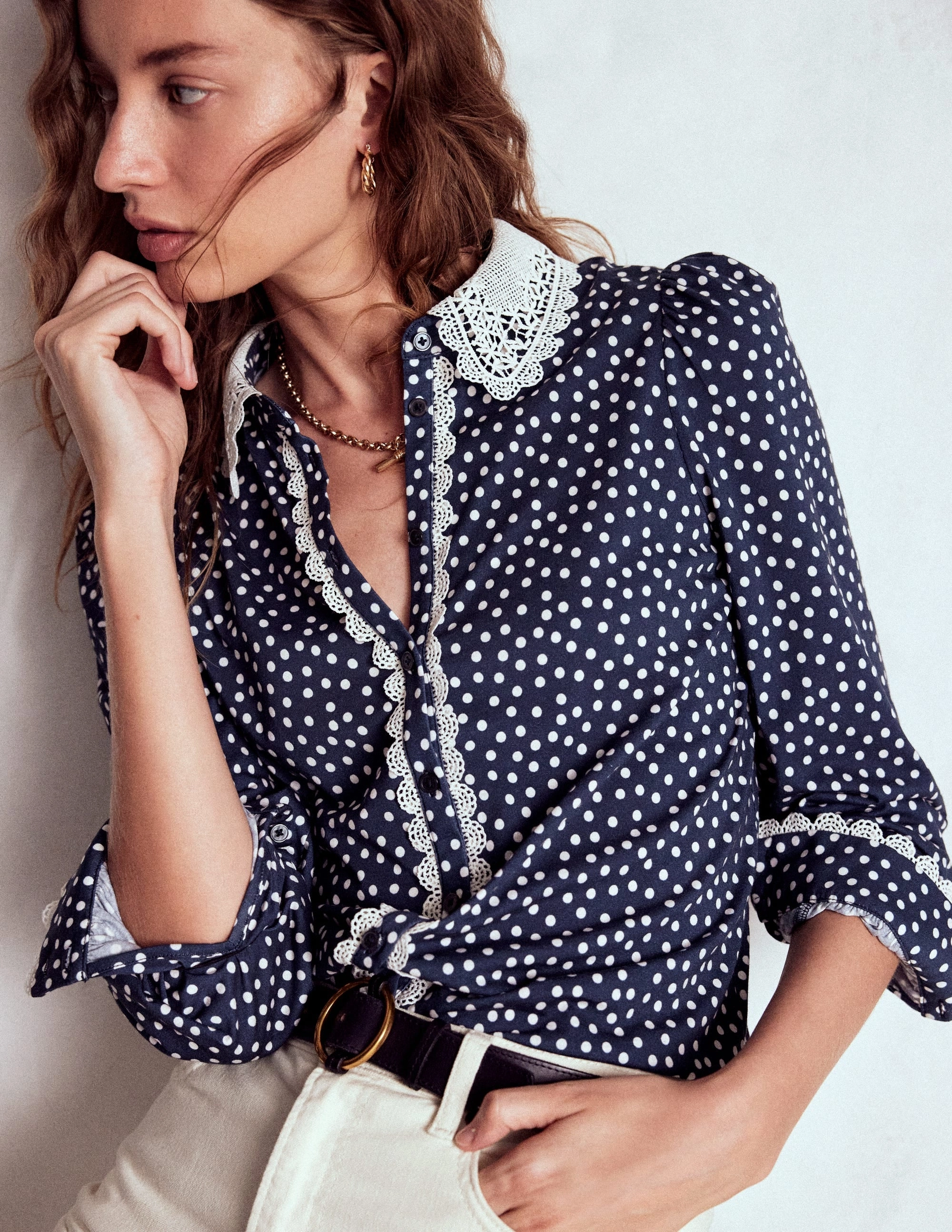Lace Collar Blouse-Navy Sleeveless Tee Stretchable Material