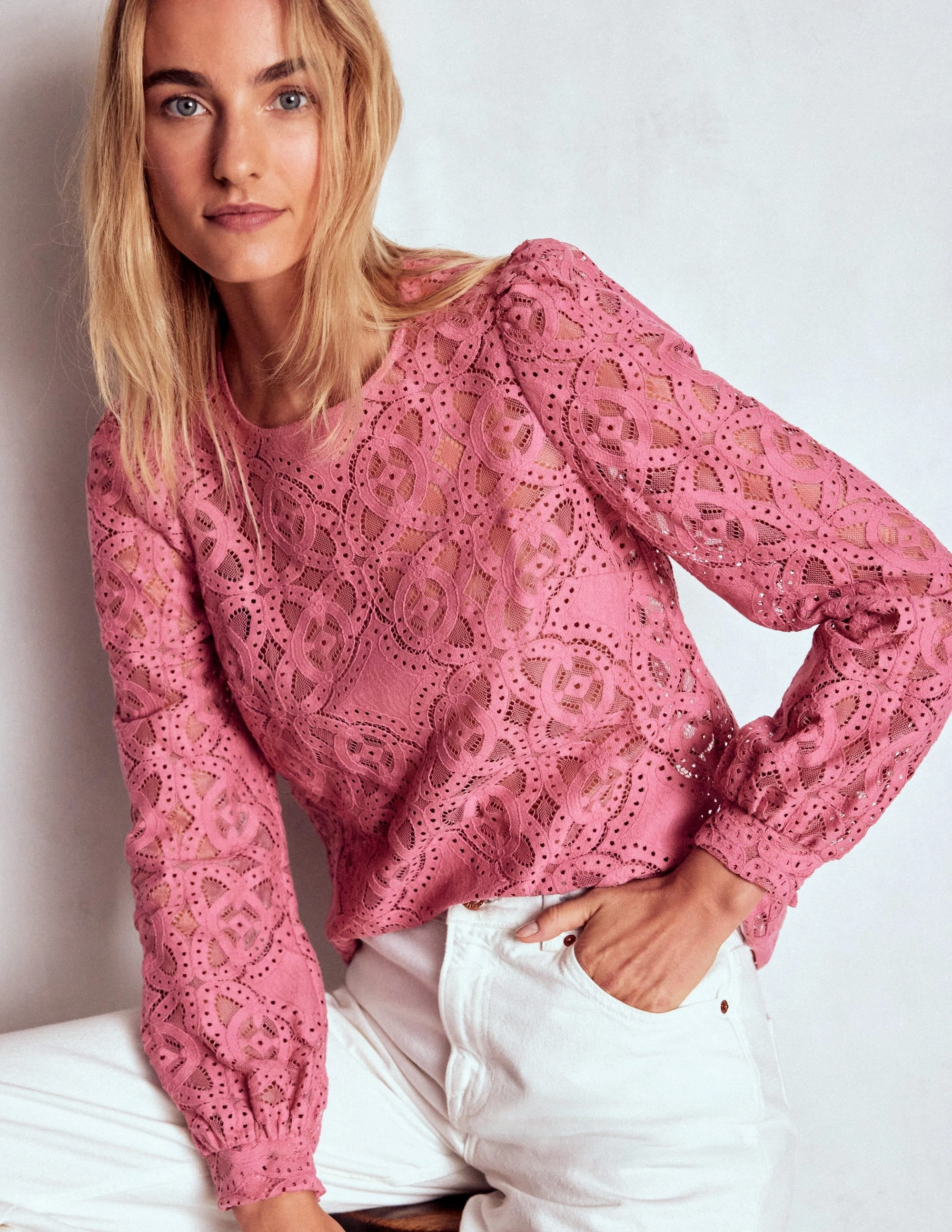 No Iron Fabric Lace Crew Neck Top-Heather Rose