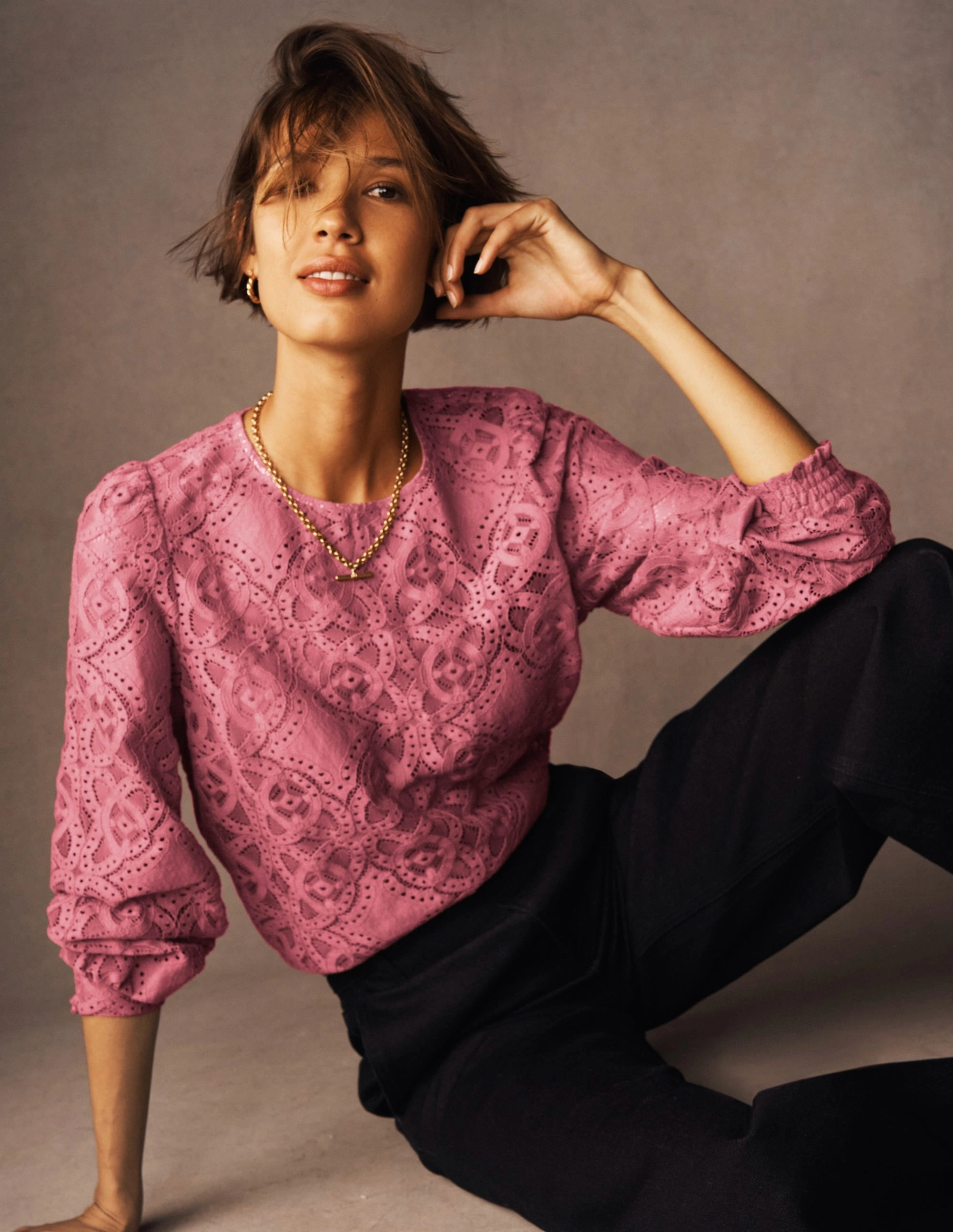 AntiPillingTechnology Lace Crew Neck Top-Heather Rose