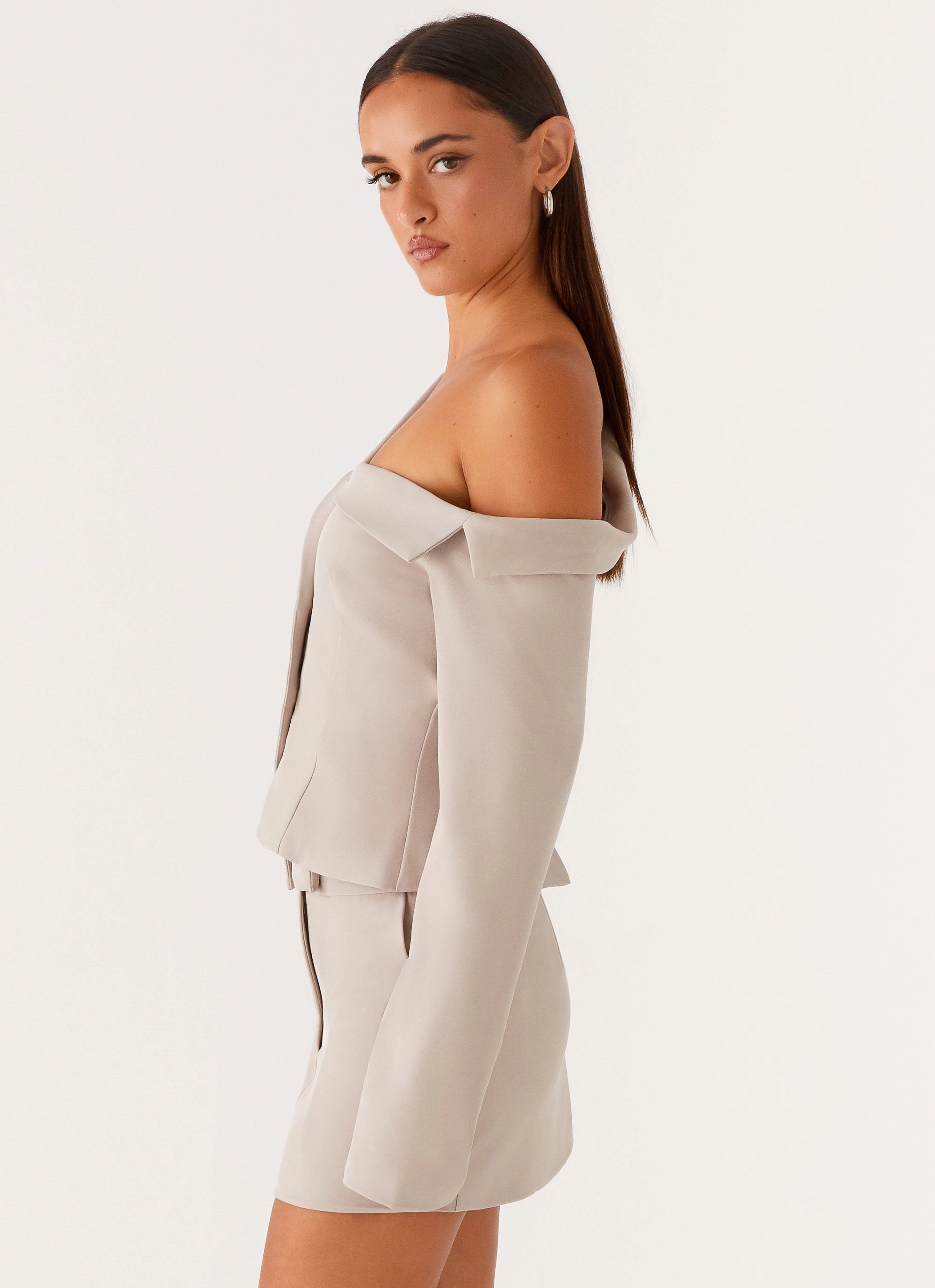 Stain Resistant Material Eco Conscious Production Looking Good Off Shoulder Blazer - Pebble