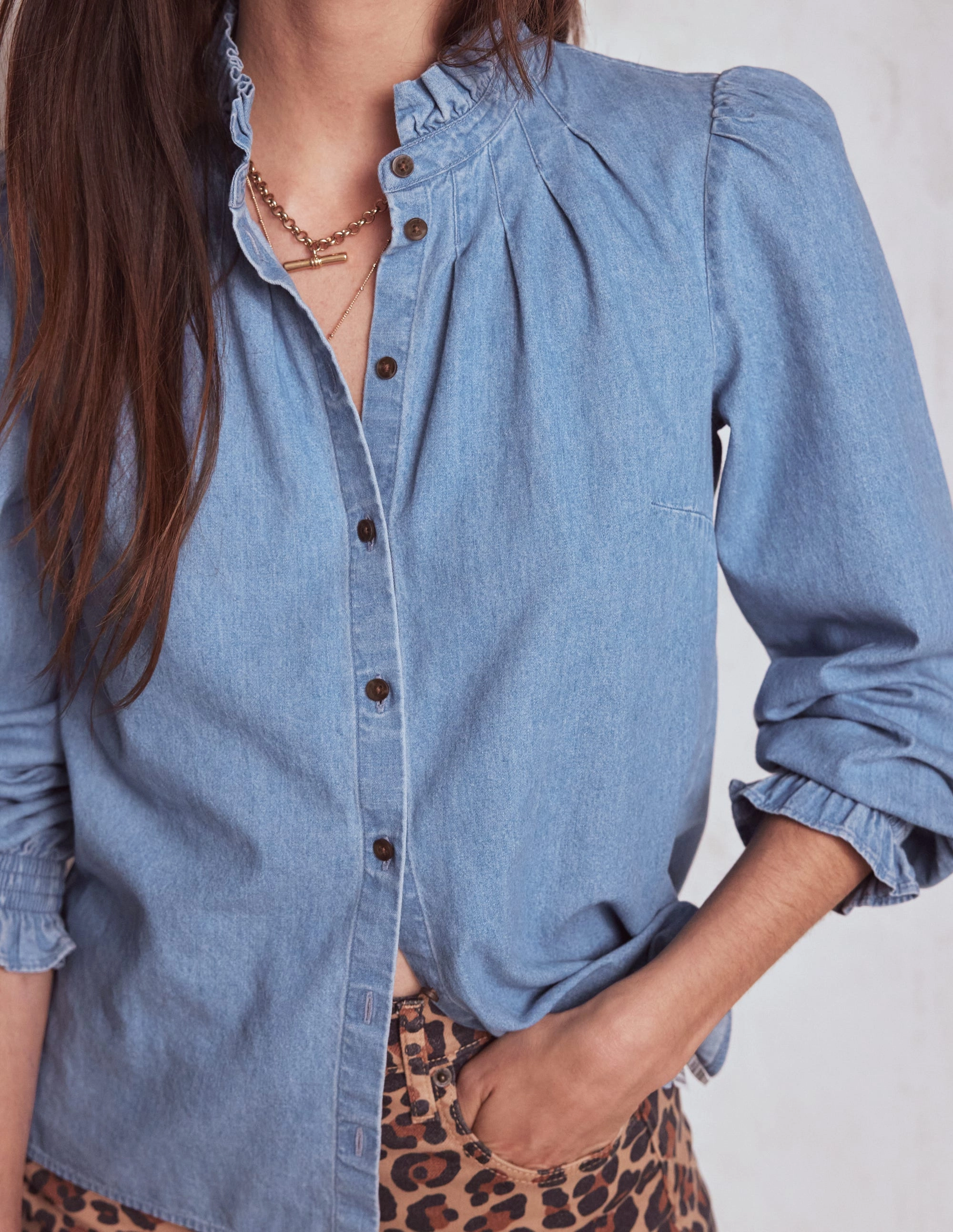 Lorna Denim Top-Light Authentic RubberizedGrip BreathableBack