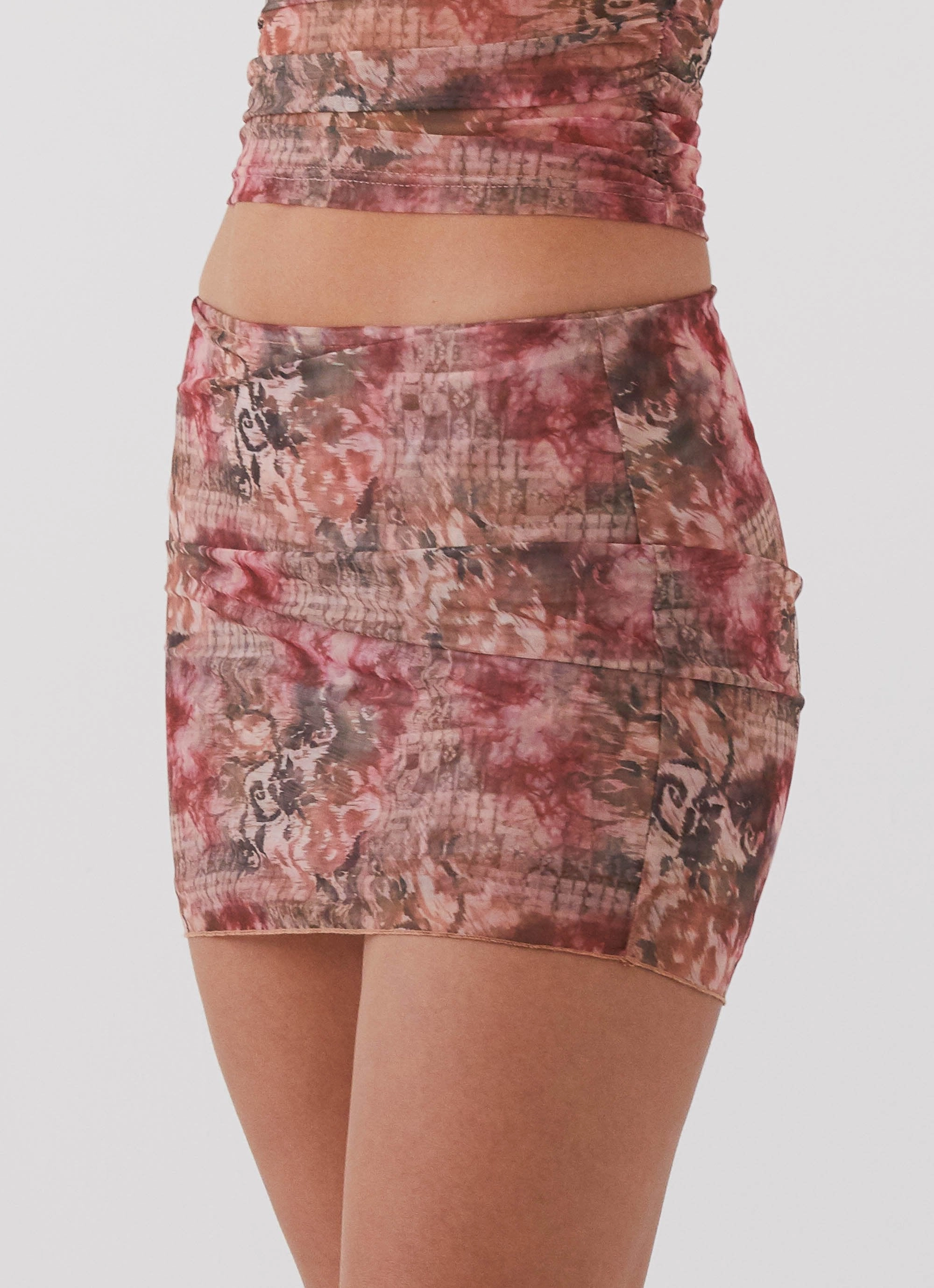 Love Child Mesh Mini Skirt - Palais Floral Simple Flow