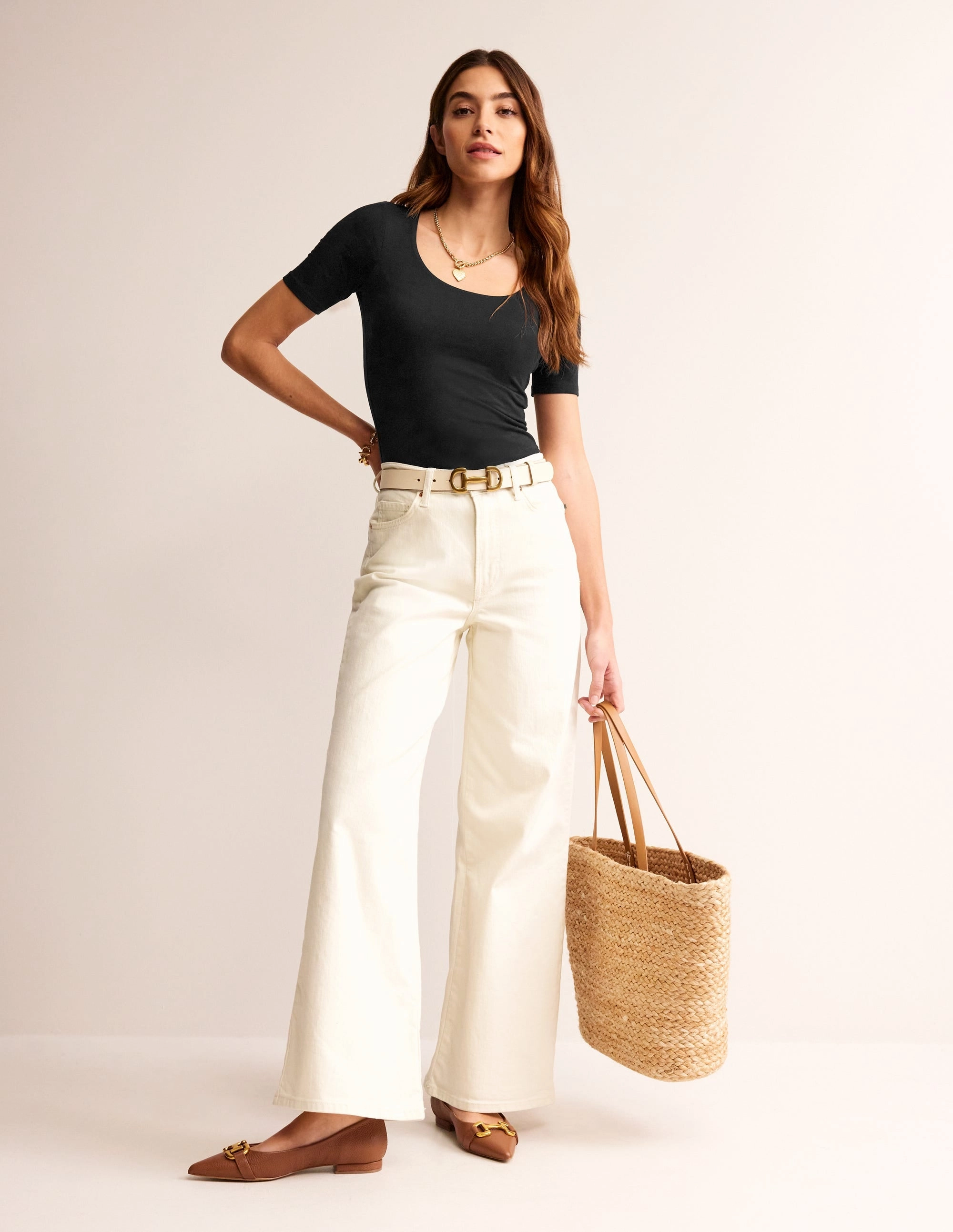 Double Layer Scoop T-shirt-Black Fashion Statement