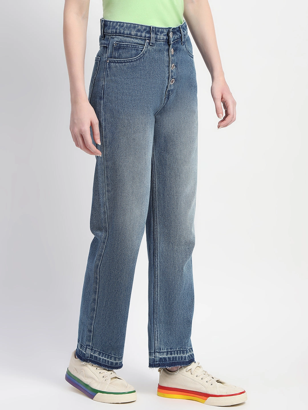 Madame Four Buttoned Stone Wash High Waisted Blue Denim Clean Base Weekend Style Rainy Day