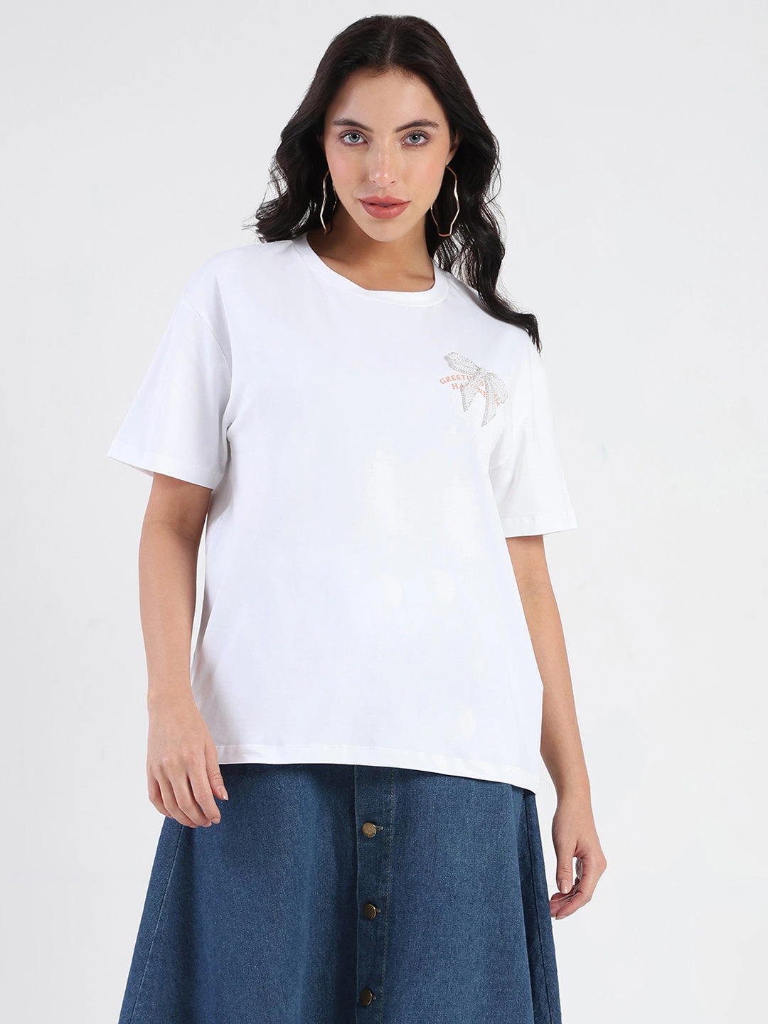 Madame Accessory Patch Detail Graphic Print White T-shirt Midweight Knit TemperatureControl Fabric