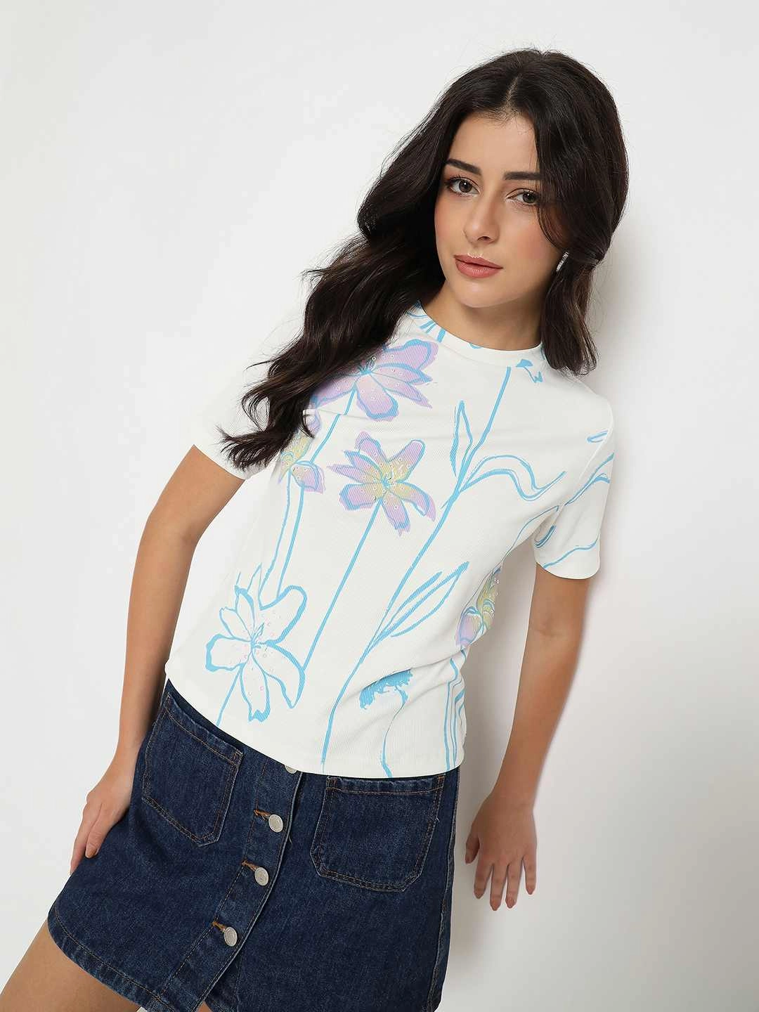 Madame Floral Print Sequin Detailed White T-Shirt Summer Style