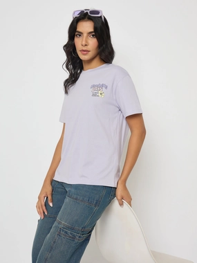 Sleek Layer Madame Graphic Print Adorned Lilac Cotton T-shirt