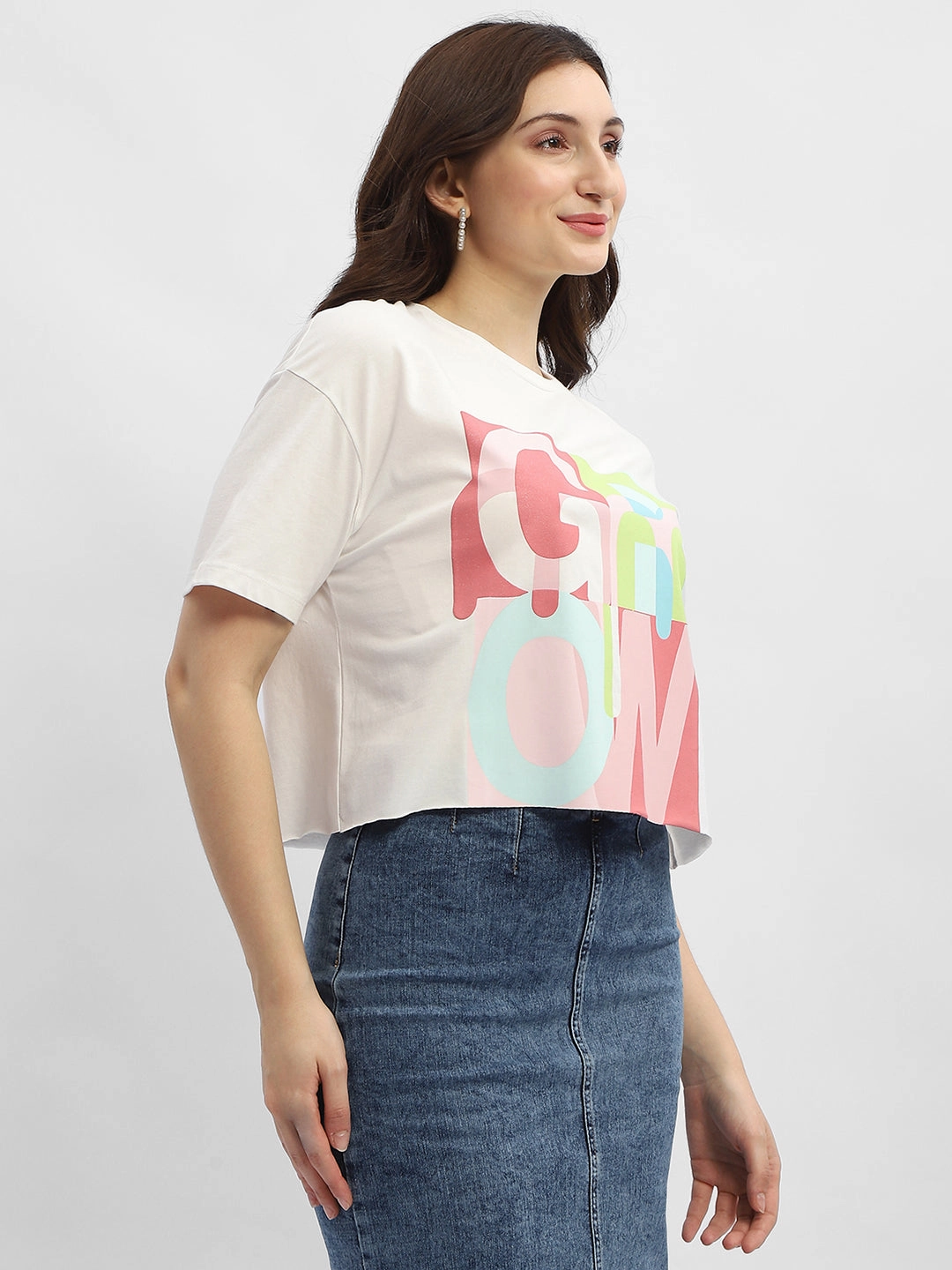 Madame Graphic Print White Cotton T-Shirt City Fashion Look Relaxing Fit