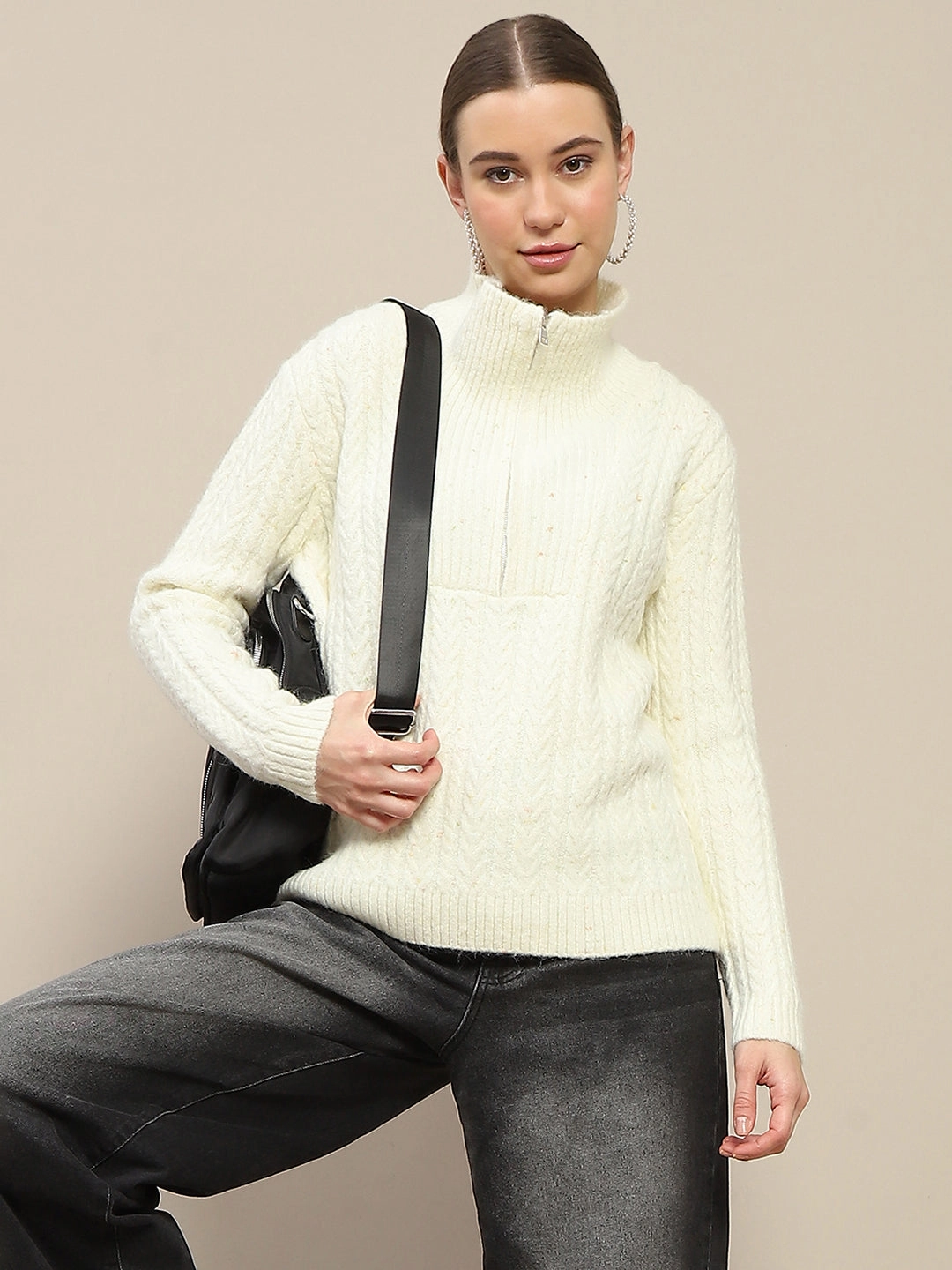 Madame Half Zipper Collared Off White Sweater Comfort Layer Quick Dry Wear