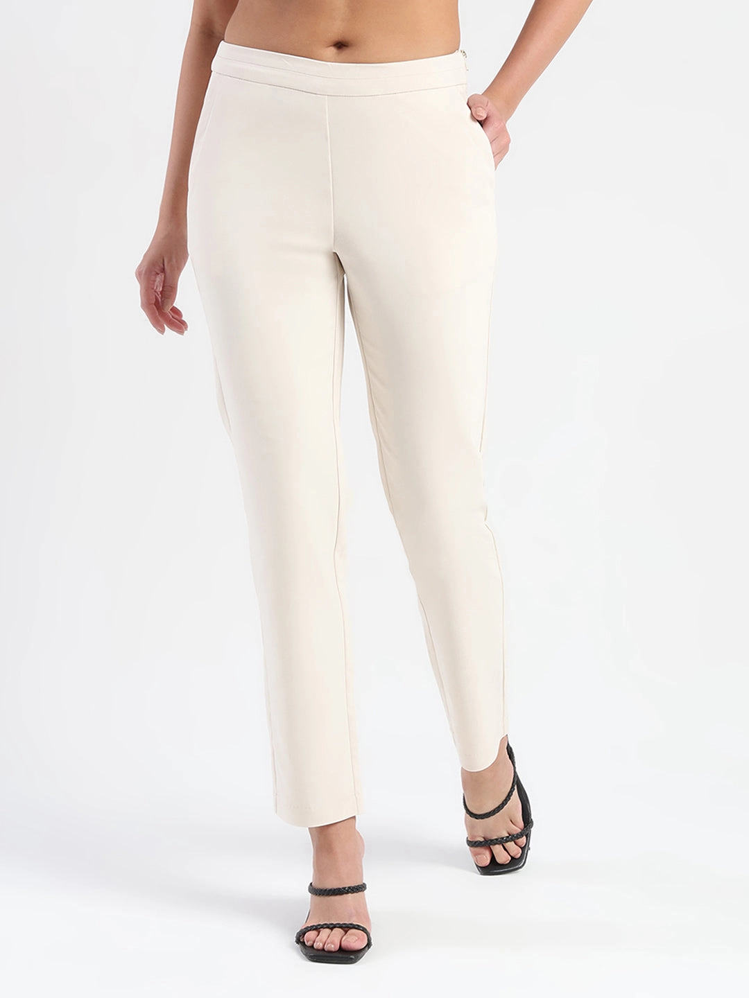 Weekend Style Skinny Fit Madame High-Waist Cotton Blend Ivory Trousers