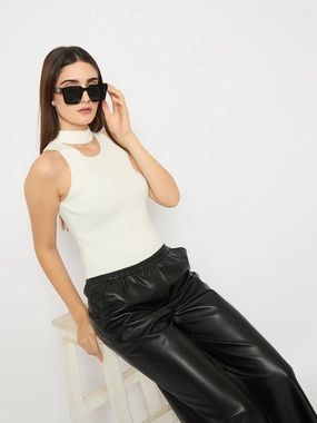 Madame Off White Ribbed Sleeveless Cutout Sweater Soft And Comfortable Double Layered Collar