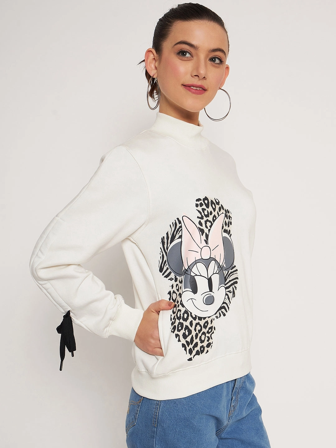Mass produced Madame Offwhite Disney Print Sweatshirt