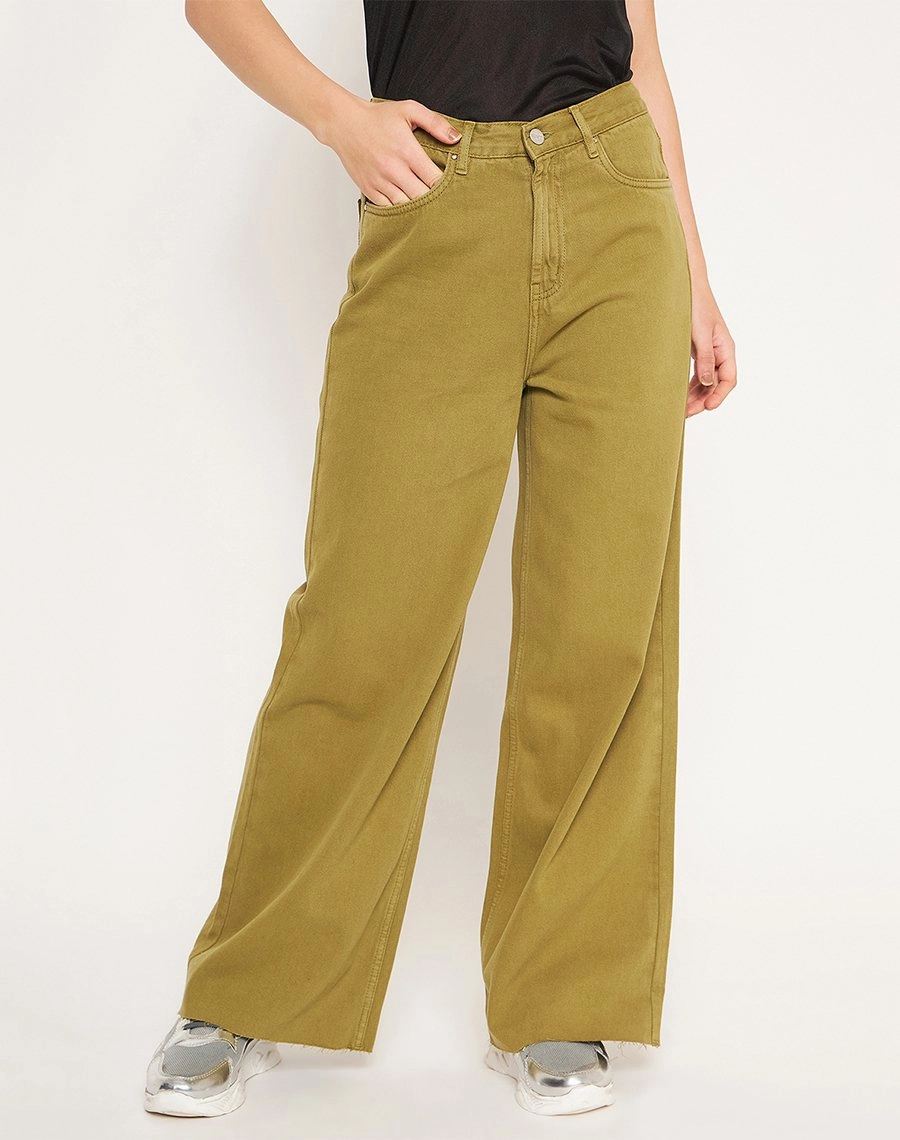 clean look Sleek Option Madame Olive Denim