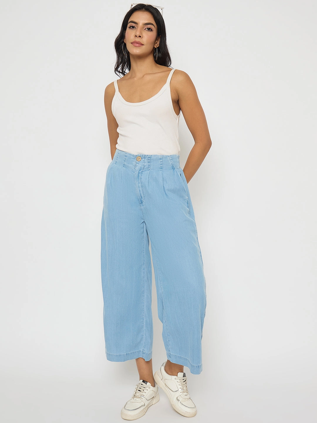 Madame Pintuck Detailed Cotton Blend Light Blue Wide Leg Jeans Outfit Vibe