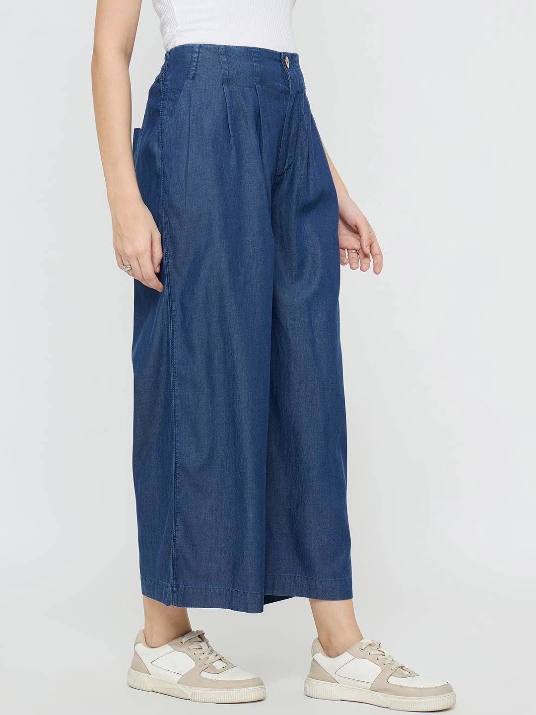 Everyday Vibrant Compact Weave Technology Madame Pintuck Detailed Cotton Blend Mid Blue Wide Leg Jeans
