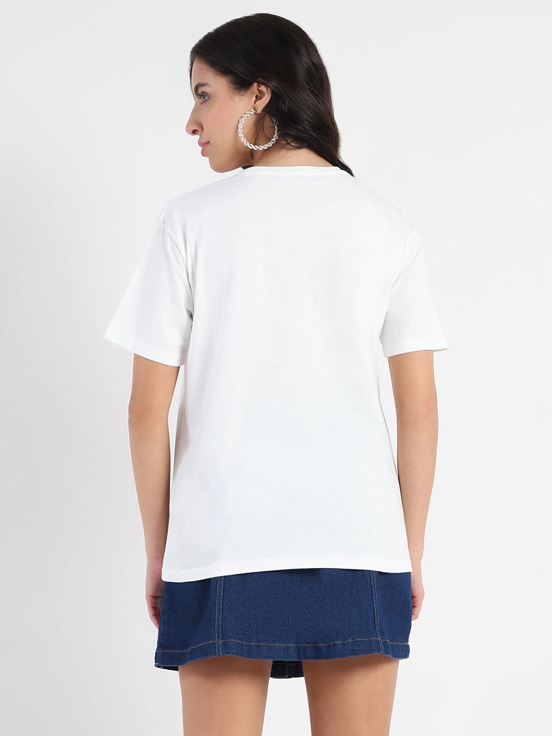 Madame Printed Embroidery Cutwork White Crop T-shirt Smooth Flatlock Stitching Contrast Inner Binding