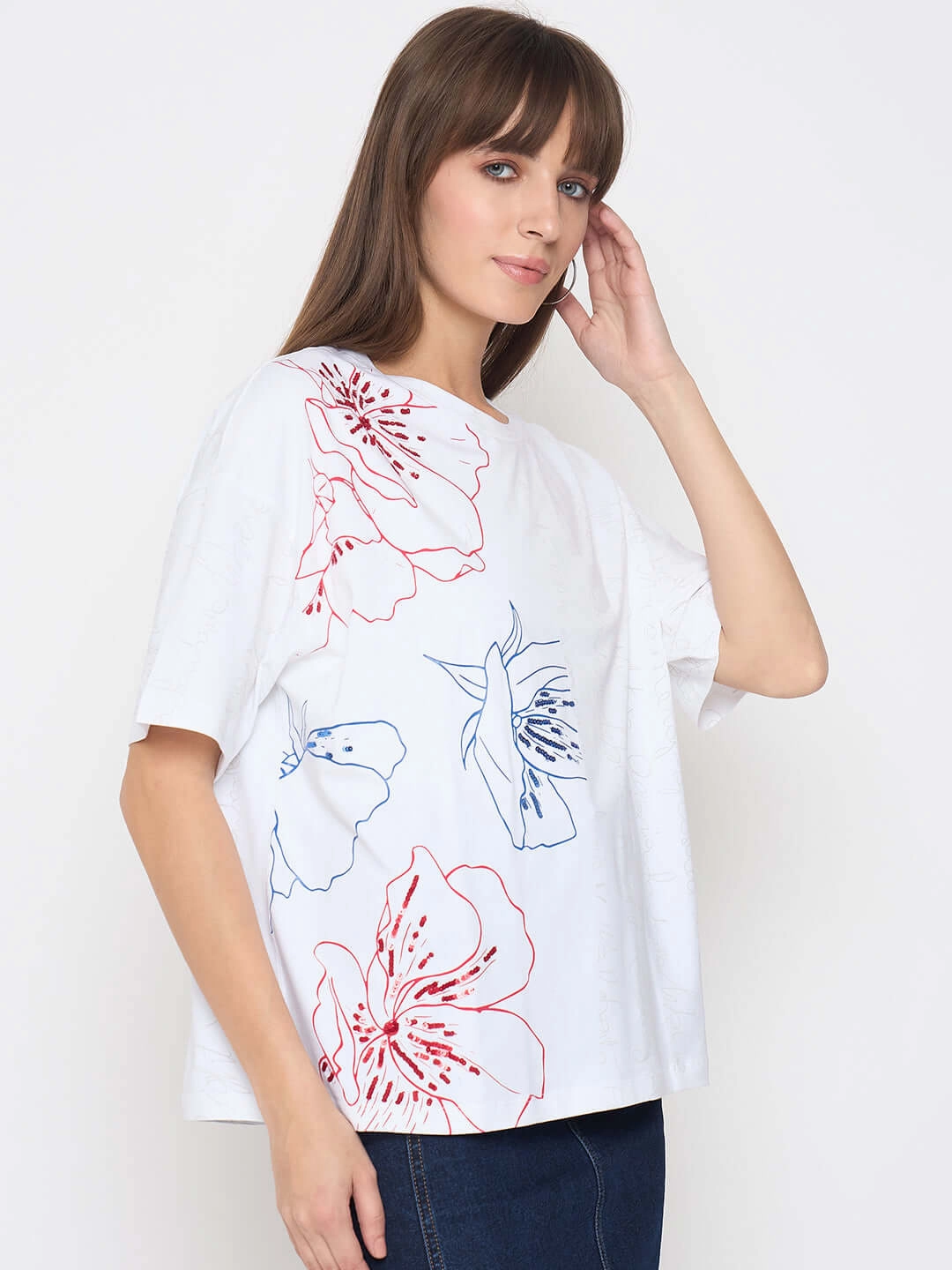 Madame Printed Handwork Detail White Sinker T-shirt casual and comfortable