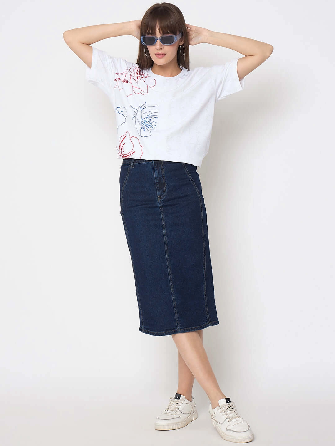 Fun Prints Wide Neck Opening Madame Printed Handwork Detail White Sinker T-shirt