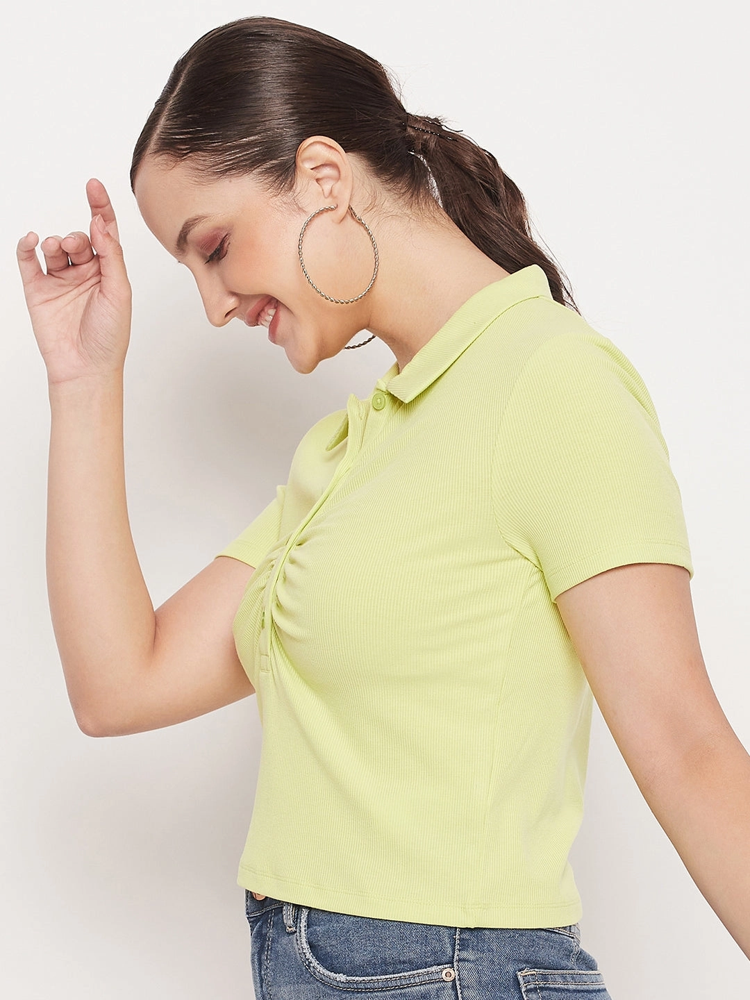 Street Smart Look Flexible Cuff Design Madame Solid Green Cotton Collared Tshirt