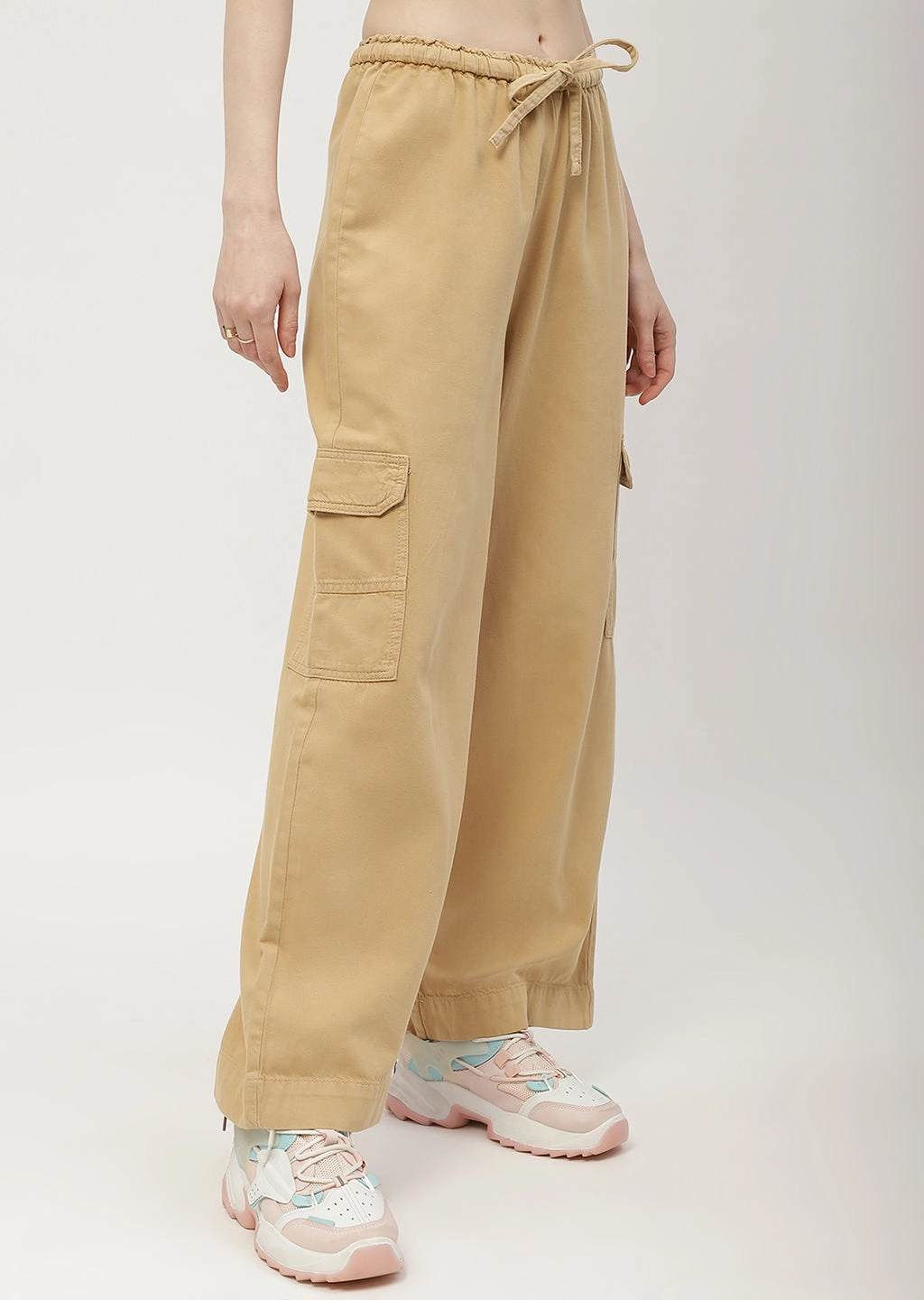 Madame Solid Yellow Cargo Jeans Breath Fit TailoredSilhouette
