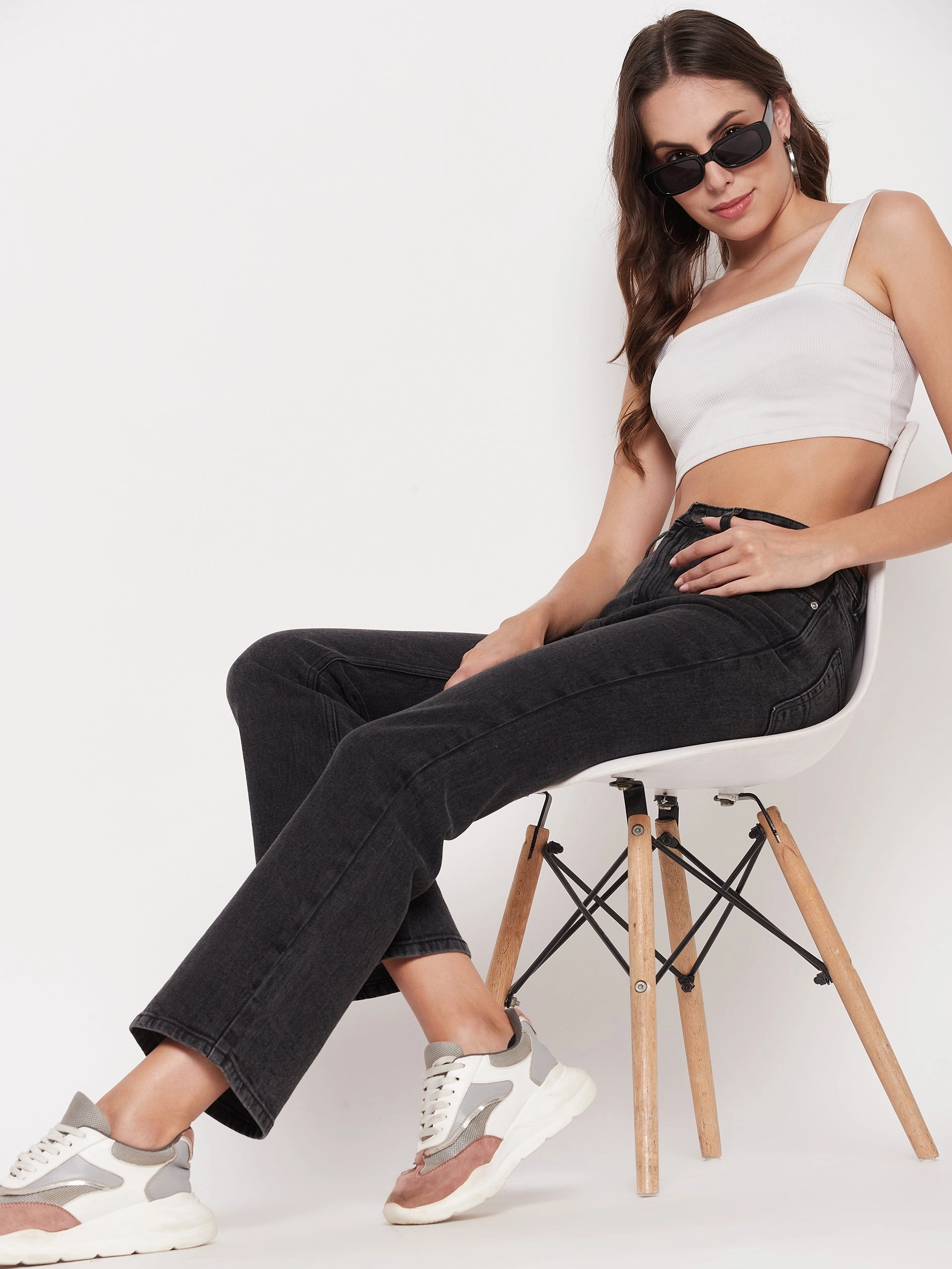 Common Outfit Madame Women Solid Black Jeans