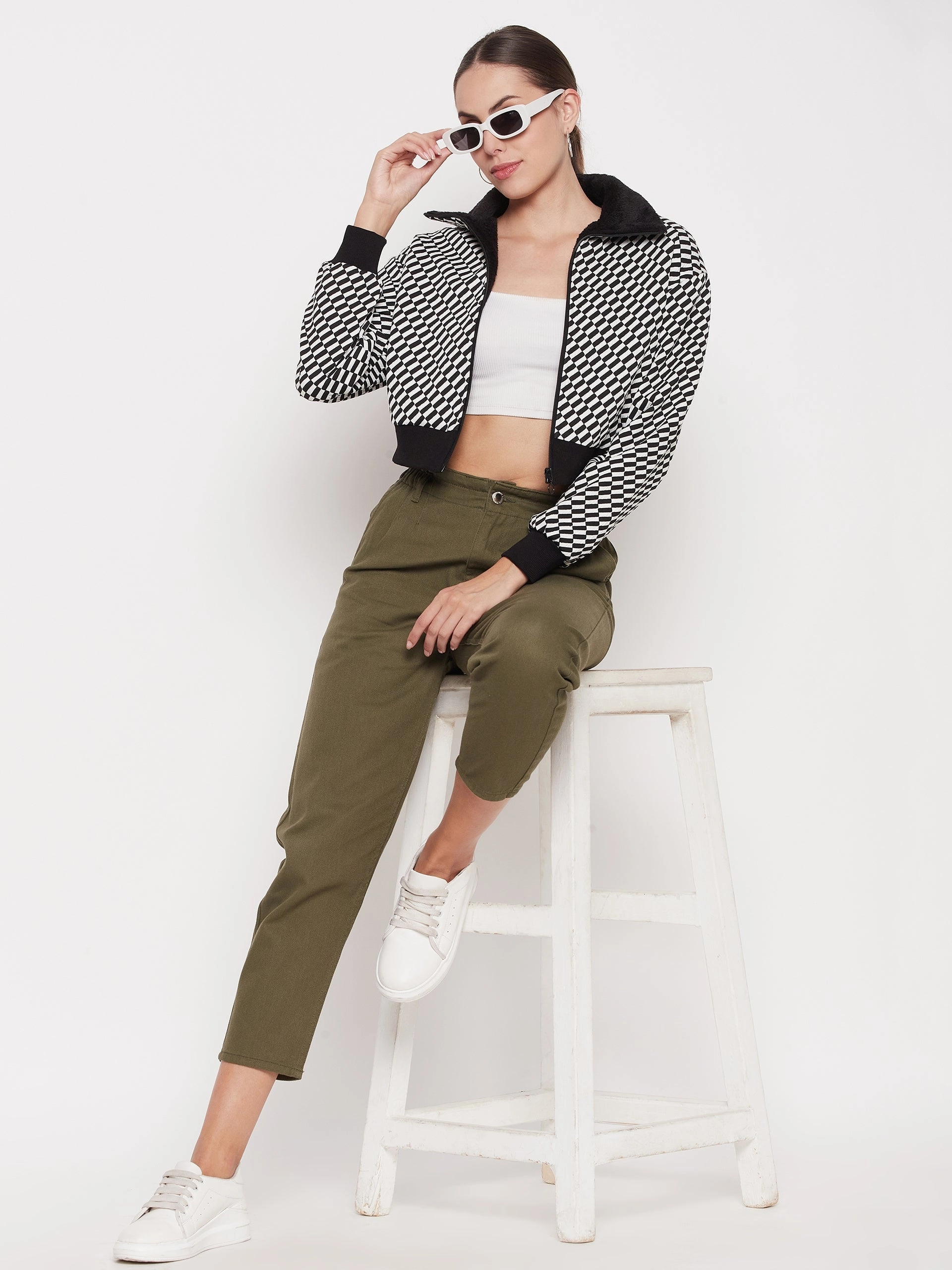 Madame Women Solid Olive Trouser Durable Utility Slim wear