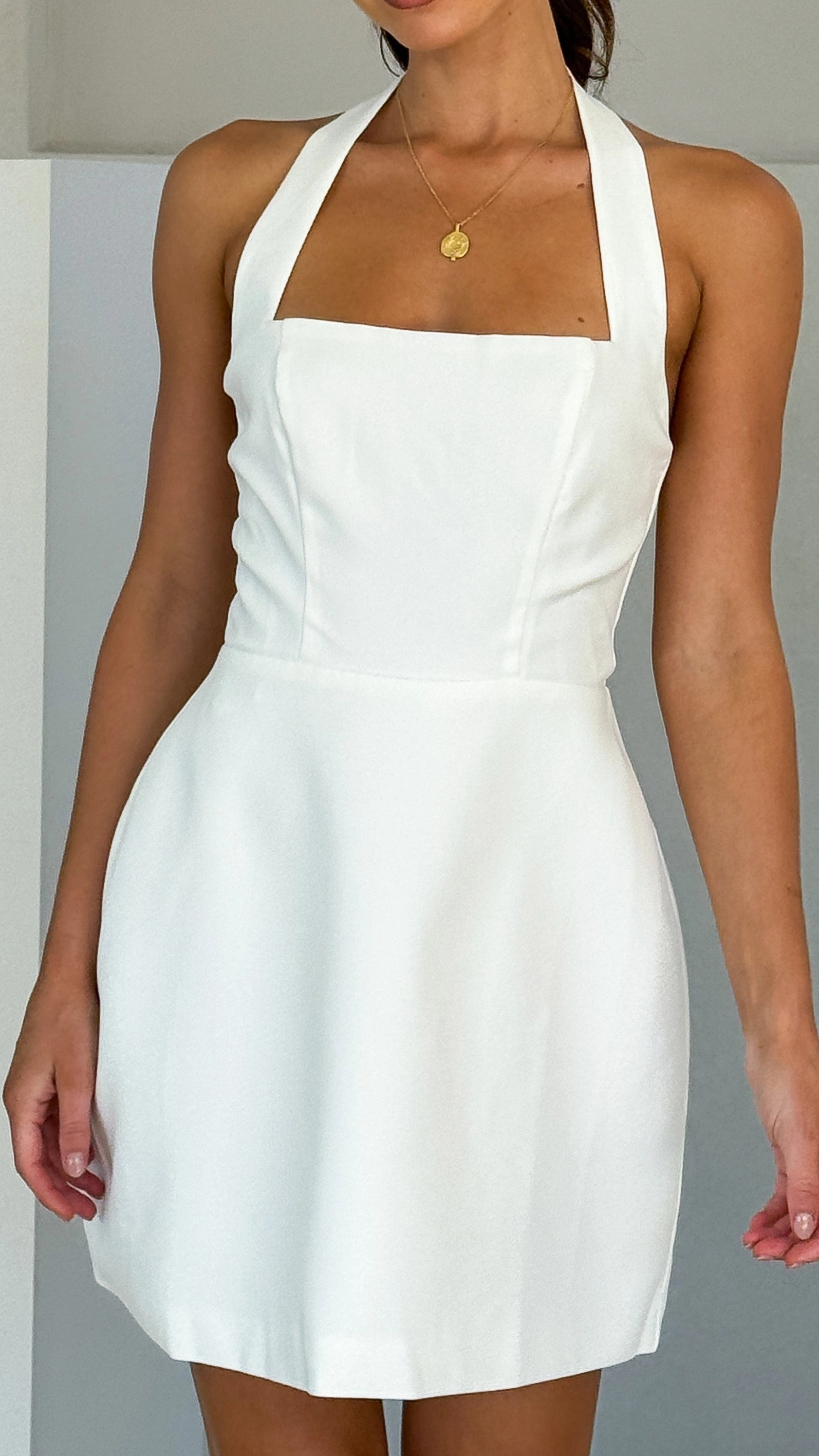 Mady Mini Dress - White Relaxed and Elegant